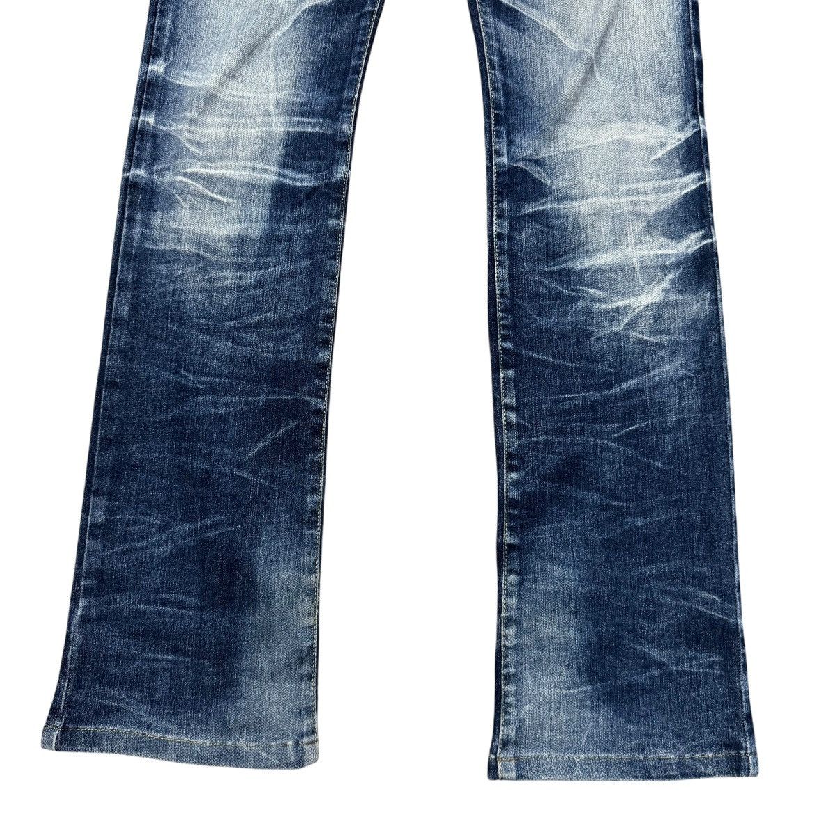 Tornado Mart Tornado Mart Acid Wash Denim Low Flare Jeans Size US 31 - 7 Thumbnail