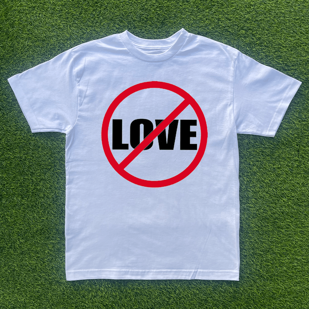 Vintage NO LOVE TSHIRT Size US S / EU 44-46 / 1 - 1 Preview