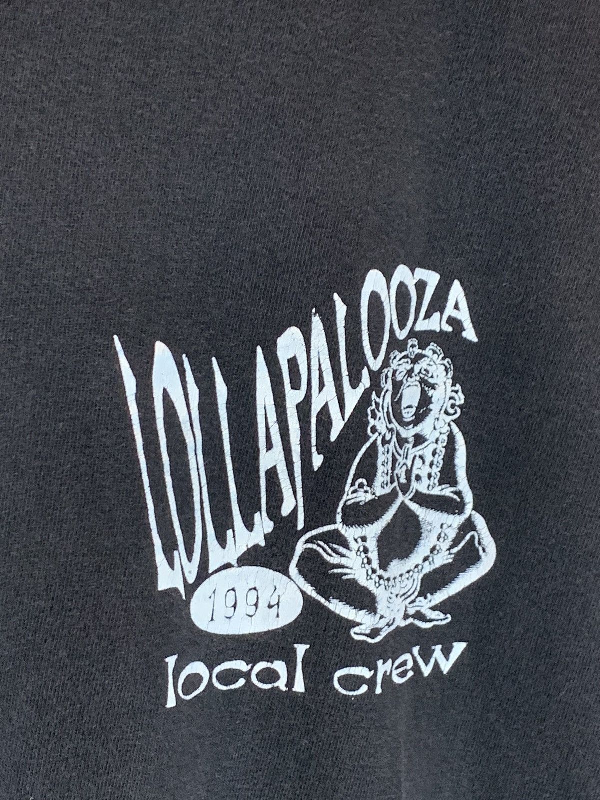 Band Tees *RARE* Vintage 1994 Lollapalooza Local Crew Giant T-Shirt Size US L / EU 52-54 / 3 - 7 Thumbnail
