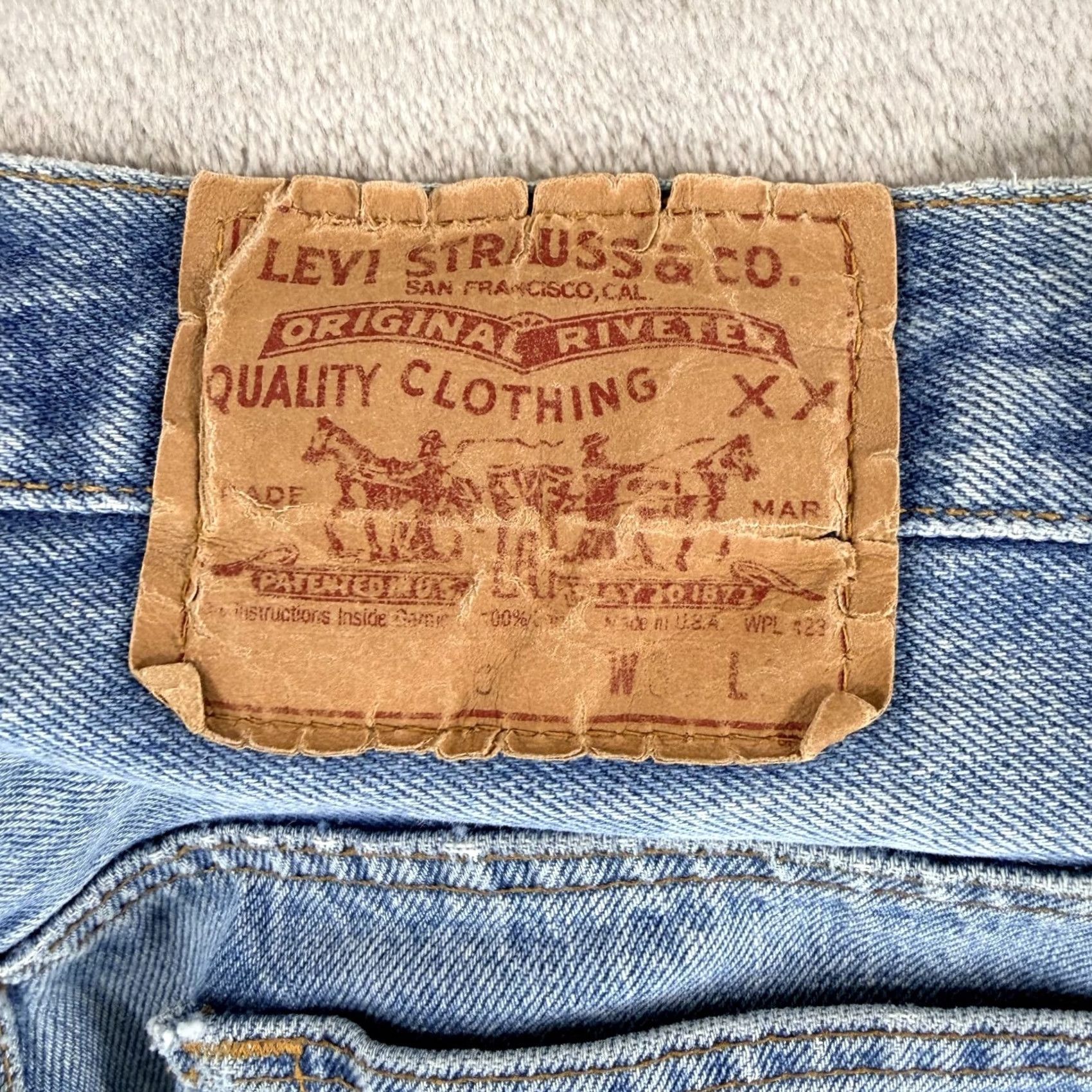 Levi's Vintage Levi'S 501 Men Blue Denim Button Fly 31x33 - USA Size US 31 - 3 Thumbnail