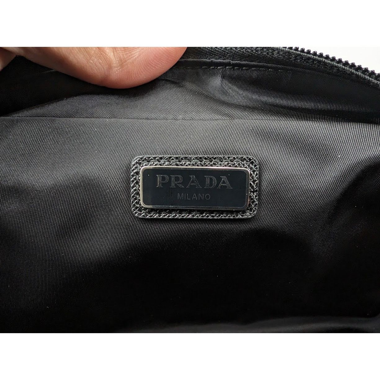 Prada o1rshd1 Size: OS / Tessuto Saffian Travel Pouch in Black Size ONE SIZE - 12 Thumbnail