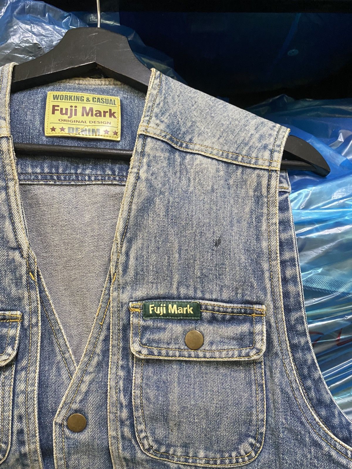 Japanese Brand Vintage Fuji Mark Denim Utility Vest Working & Casual Style Size US M / EU 48-50 / 2 - 6 Thumbnail