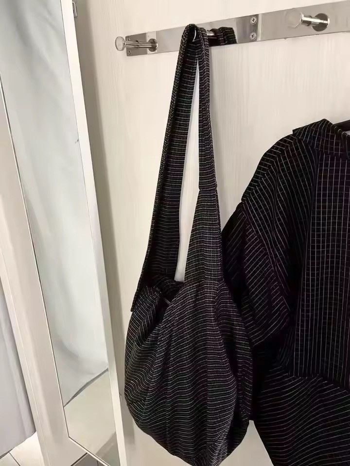 Japanese Brand High-Capacity Shoulder Bag Size ONE SIZE - 4 Thumbnail