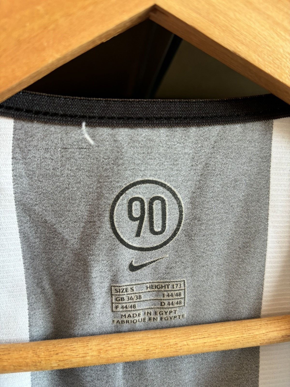 Nike 2004-5 Vintage Nike Juventus Soccer Jersey Home Size S Size US S / EU 44-46 / 1 - 3 Thumbnail