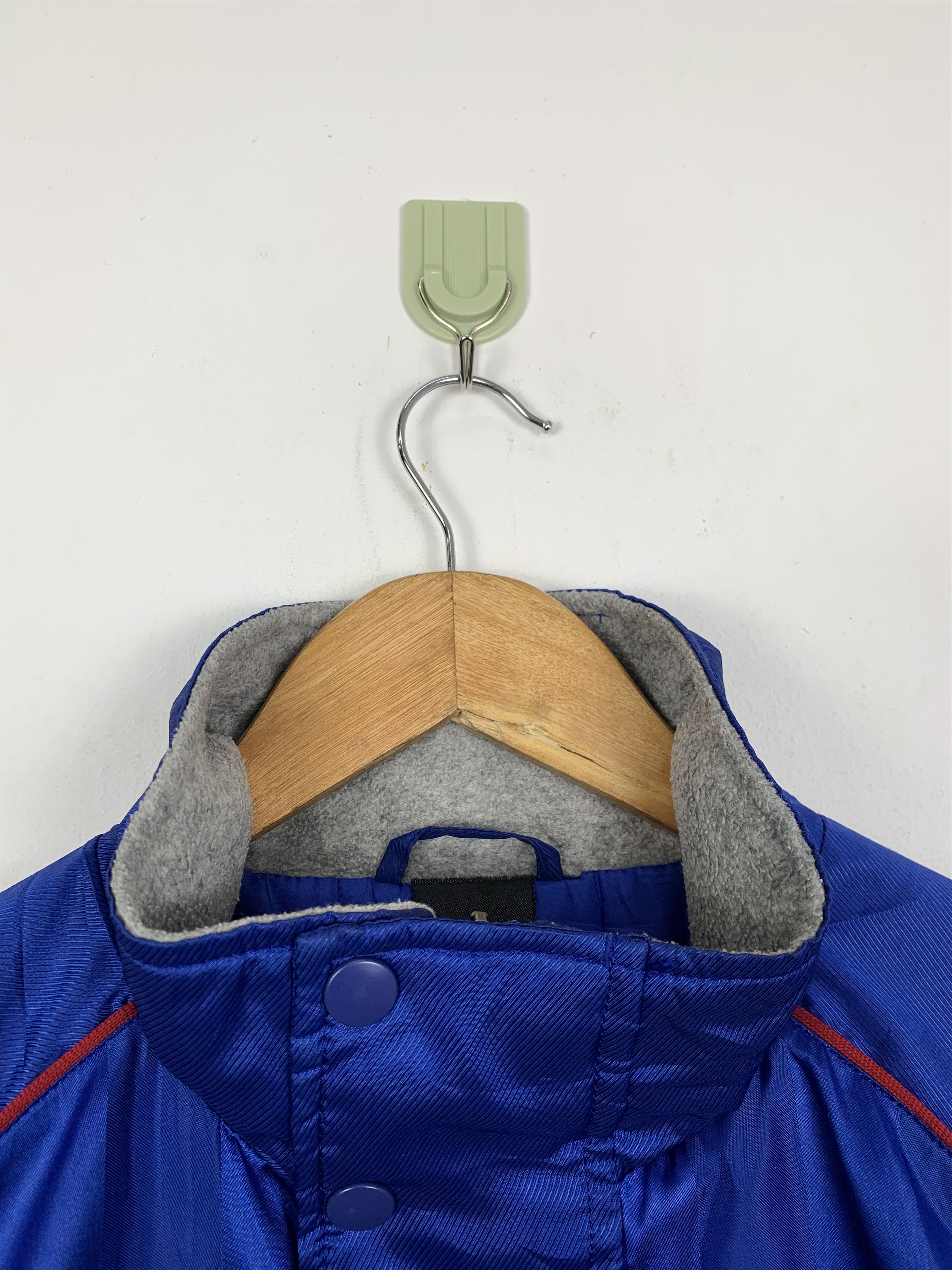Vintage Vintage Nike Swoosh Windbreaker Jacket J1363 Size US S / EU 44-46 / 1 - 9 Thumbnail