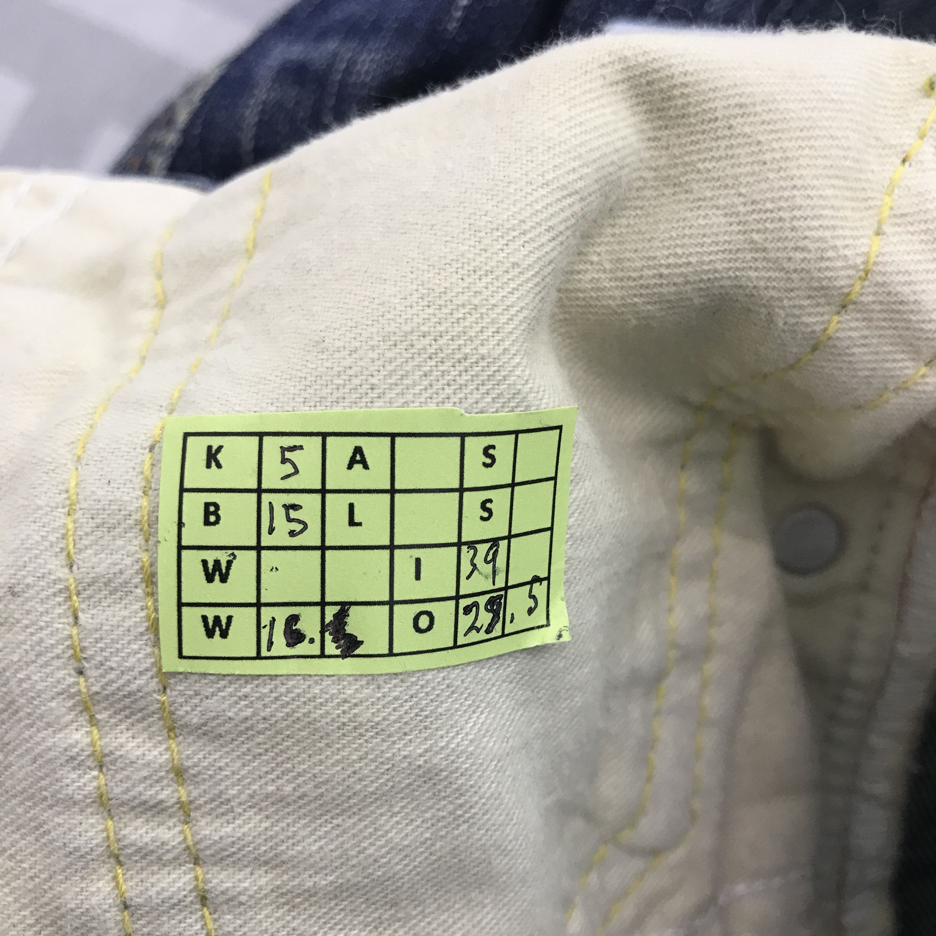 Edwin × Vintage Vintage Edwin Blue trip 503 Distressed denim Size US 32 / EU 48 - 15 Thumbnail