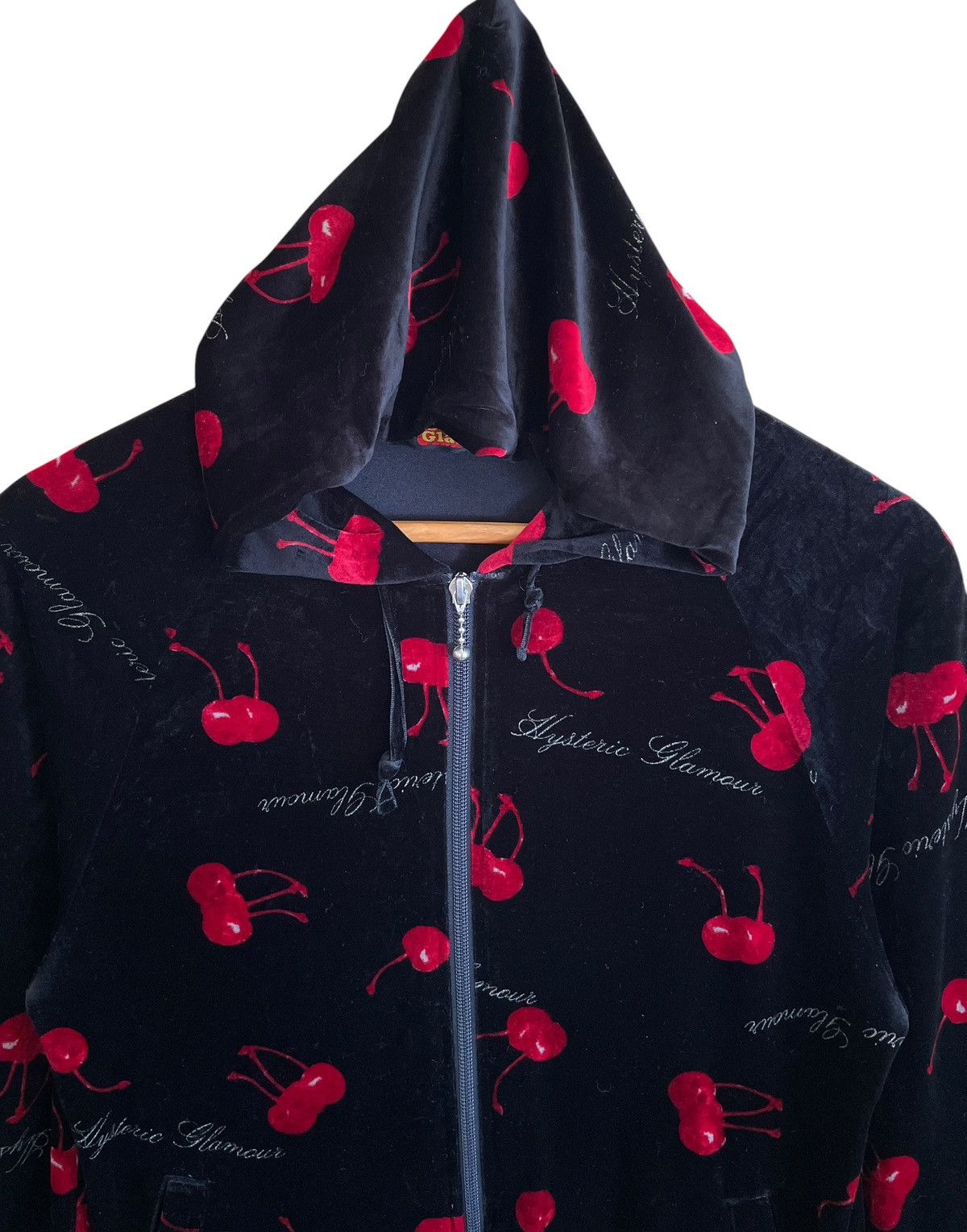 Hysteric Glamour Rare Vintage Hysteric Glamour Cherry Velvet T-shirt 1990s Size US M / EU 48-50 / 2 - 3 Thumbnail