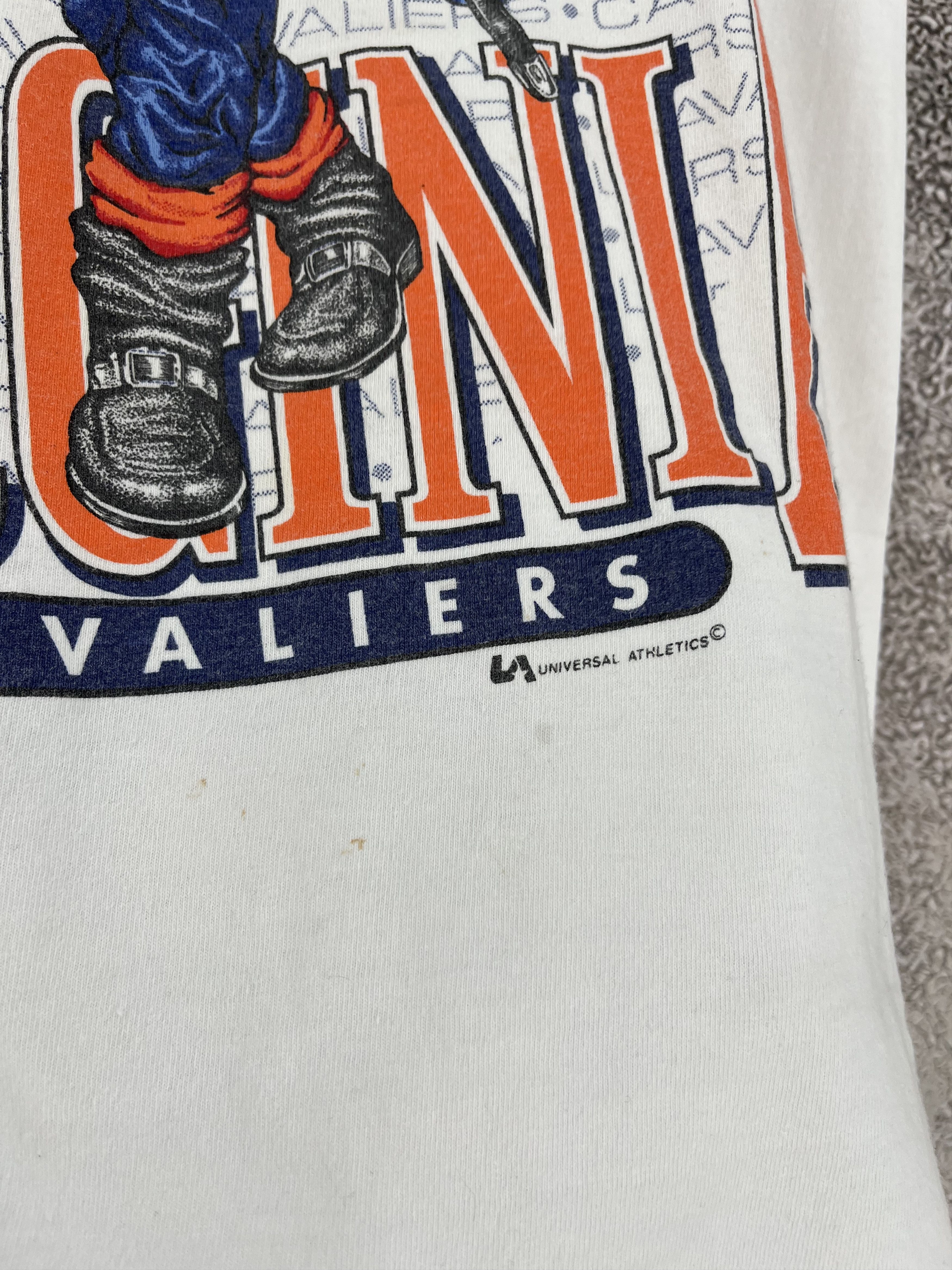 Vintage Vintage 90s UVA Cavaliers Single Stitch T-Shirt Size US M / EU 48-50 / 2 - 9 Thumbnail