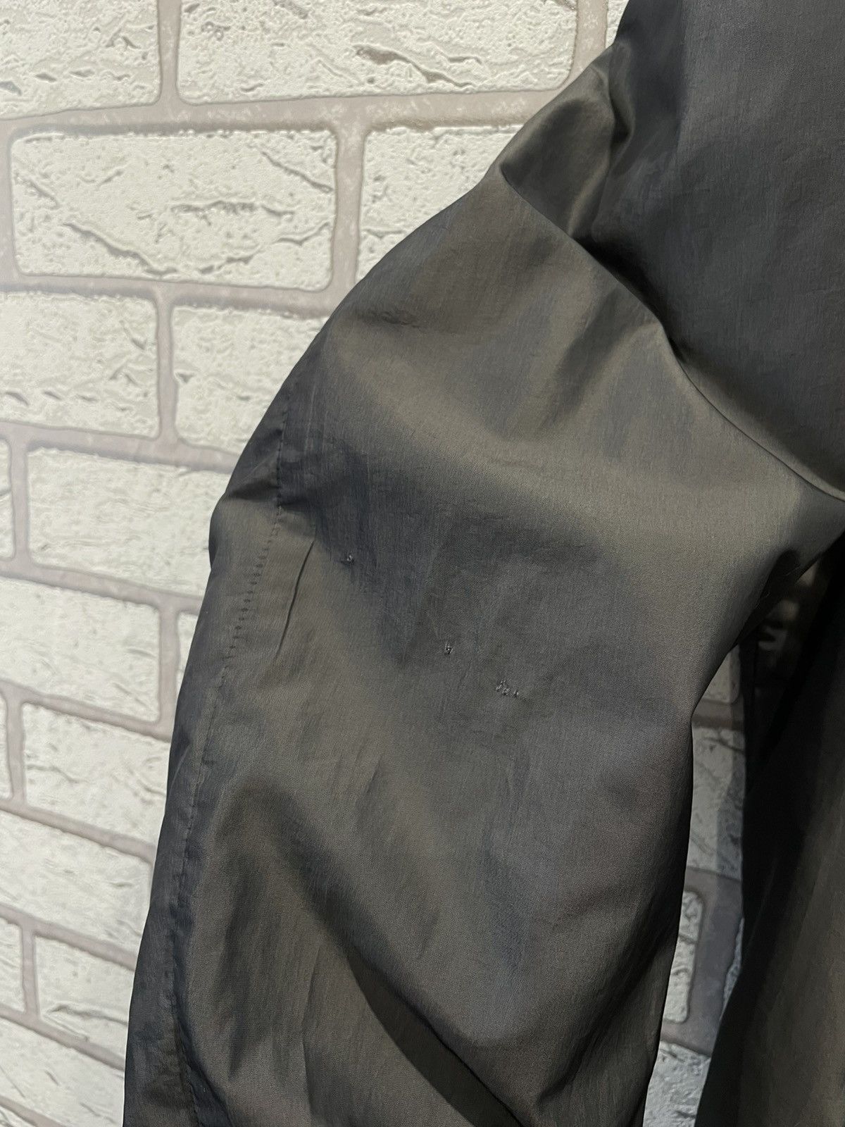 Burberry × Vintage Burberry London metal grey nylon bomber jacket Size US M / EU 48-50 / 2 - 10 Thumbnail