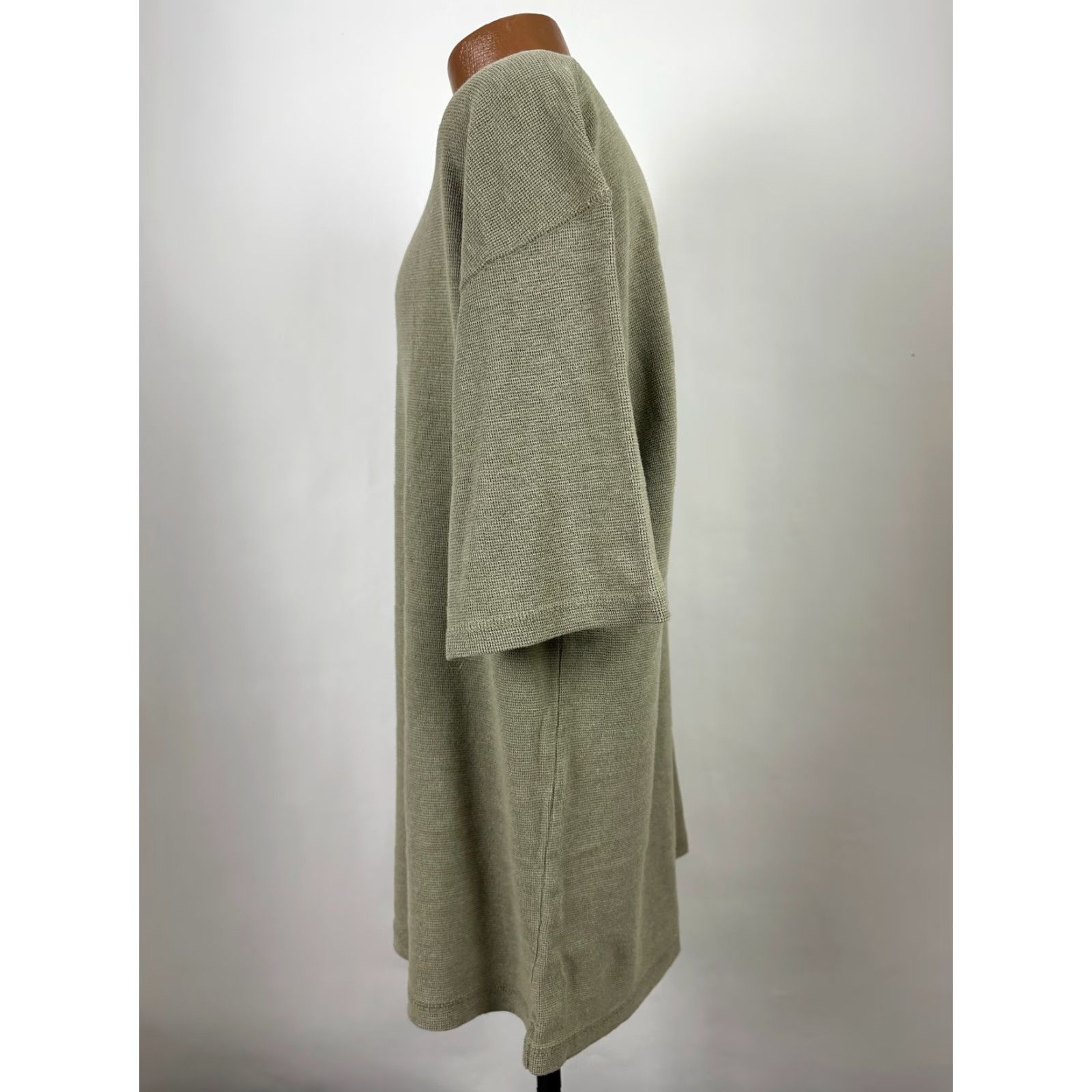 Bugle Boy Vintage Bugle Boy Waffle-Knit Shirt Men L Oversized Stretchy Beige 90s T-Shirt Grunge Hipster 90s Mens Size US L / EU 52-54 / 3 - 5 Thumbnail