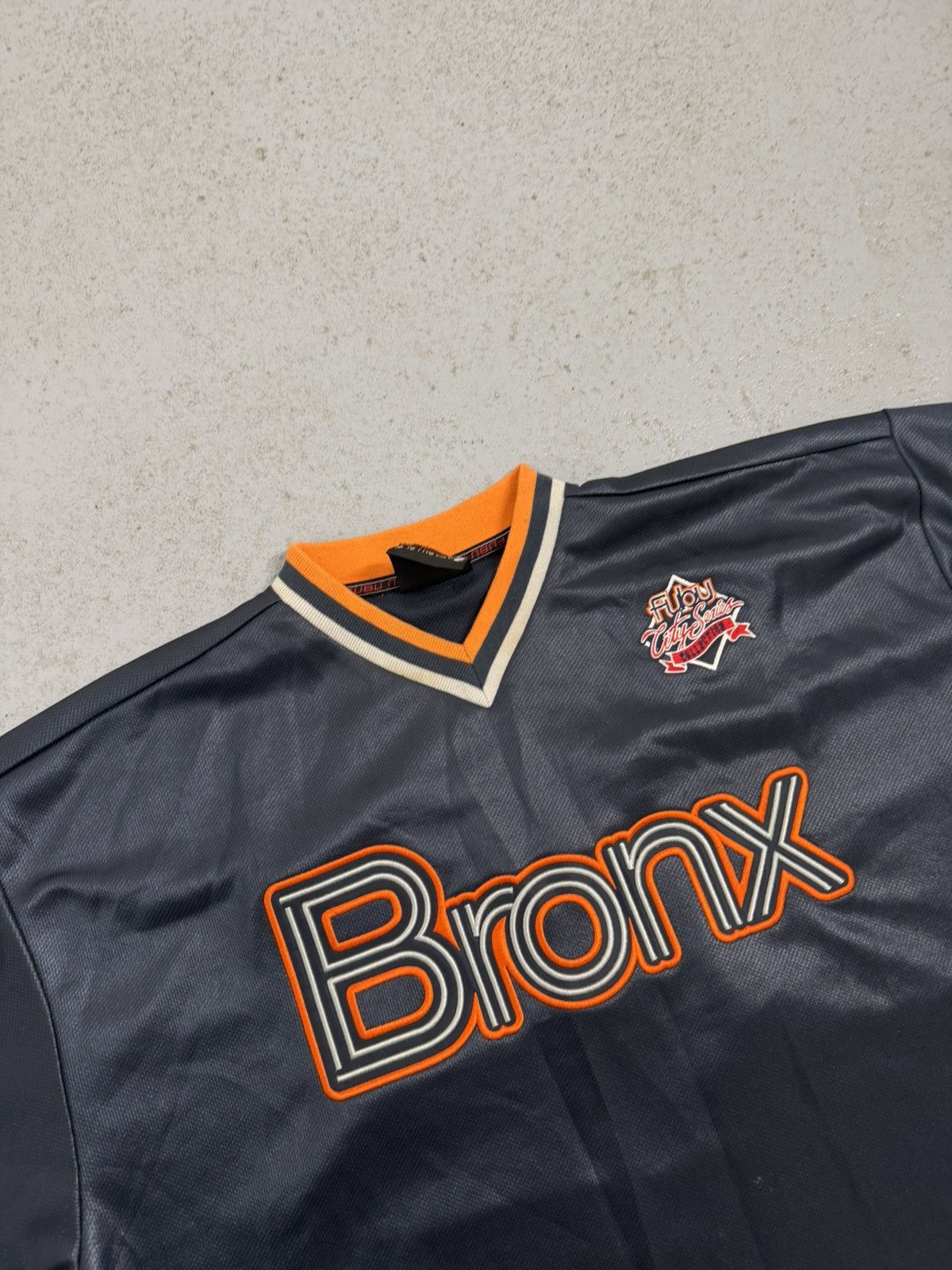 Fubu Vintage 1992 Fubu 64 Bronx Embroidered Logo MLB Jersey Size US M / EU 48-50 / 2 - 3 Thumbnail