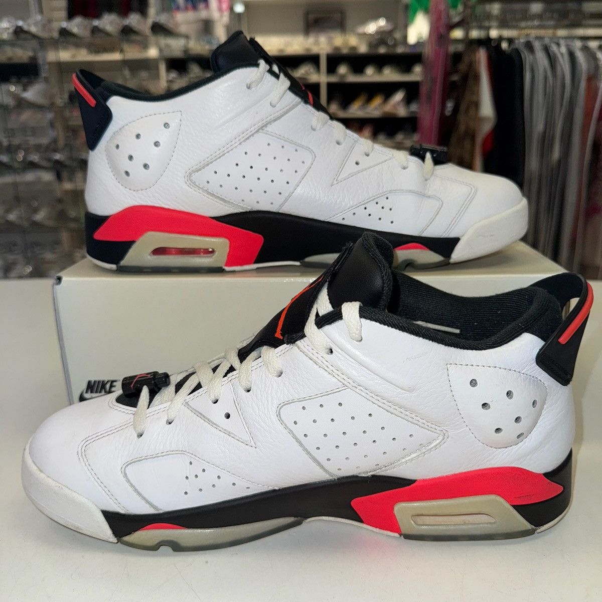 Jordan Brand Size 12 - Air Jordan 6 Low White Infrared 304401-123 OG Size US 12 / EU 45 - 2 Thumbnail