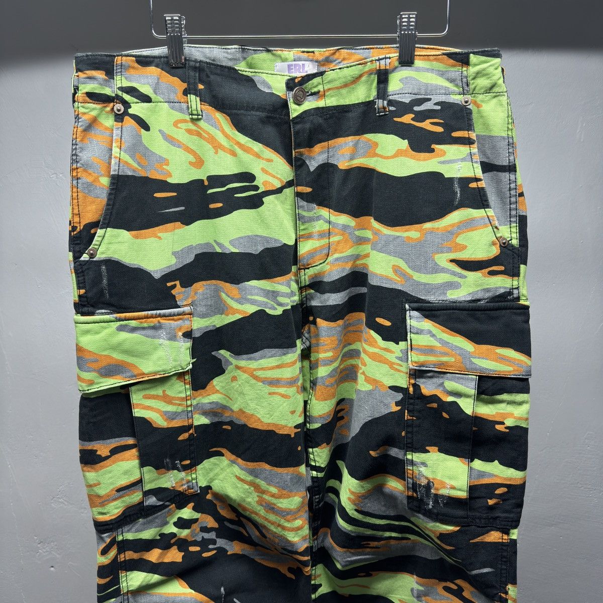 ERL ERL Camo Cargo Pants Faded Distressed Large Size US 36 / EU 52 - 15 Thumbnail