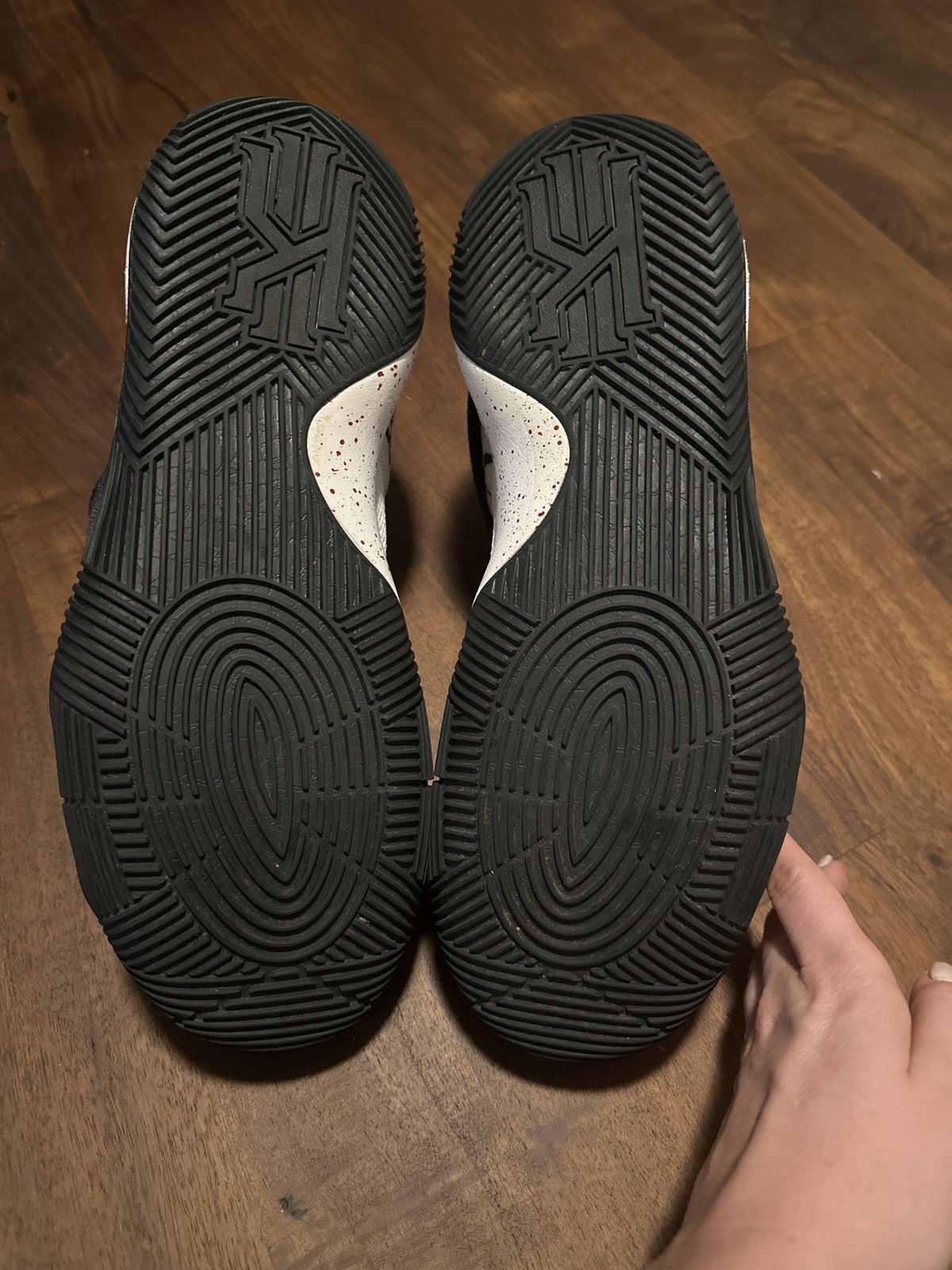 Nike Custom Kyrie 2 Size US 12.5 / EU 45-46 - 2 Thumbnail