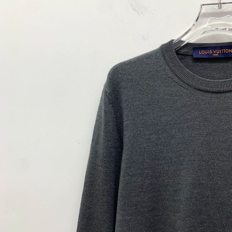 Louis Vuitton Louis Vuitton Grey logo-embroidered wool crewneck long-sle Size US XS / EU 42 / 0 - 3 Thumbnail