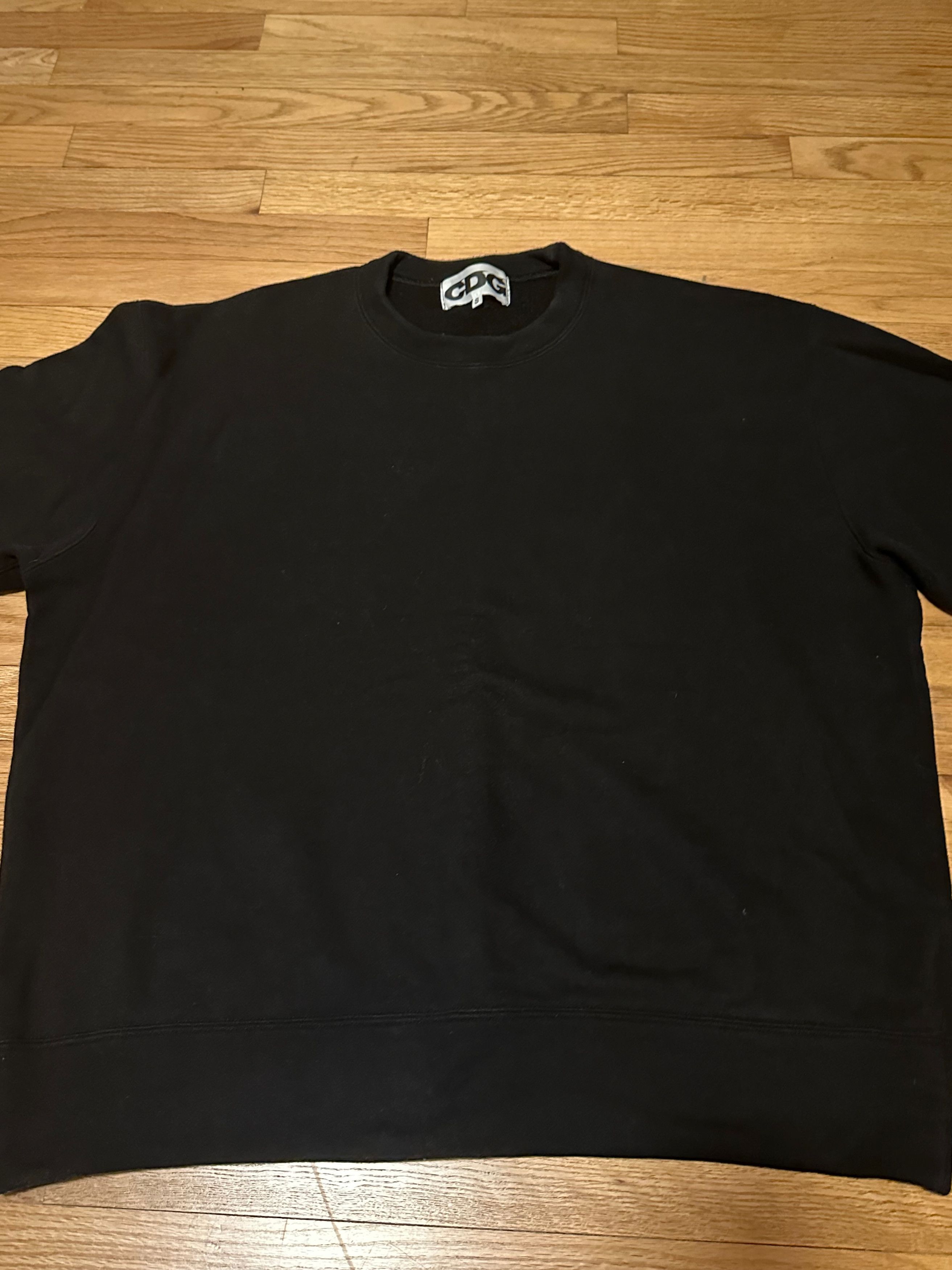 CDG by Comme des Garcons × Comme des Garcons CDG BLACK OVERSIZED SWEATSHIRT SIZE M (from Japan) Size US M / EU 48-50 / 2 - 3 Thumbnail