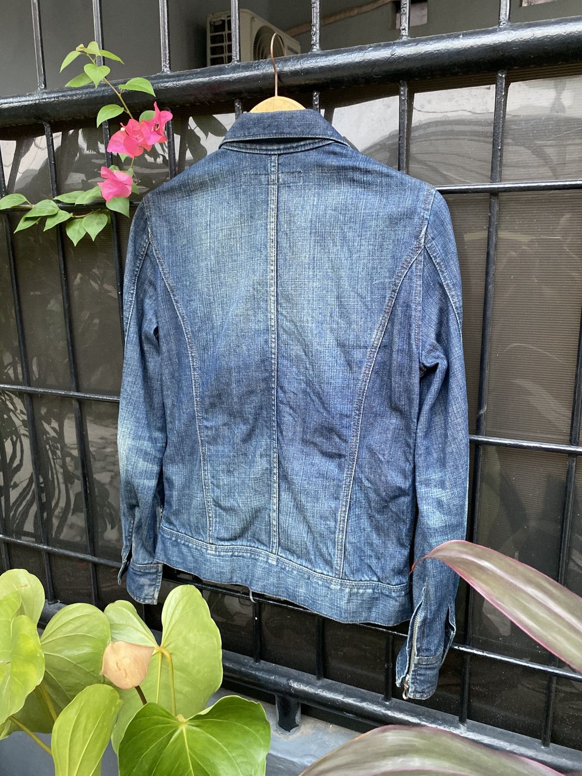 Le Grande Bleu (L.G.B.) 2000s Rare Schlussel Japan Denim Jacket Size US M / EU 48-50 / 2 - 11 Thumbnail