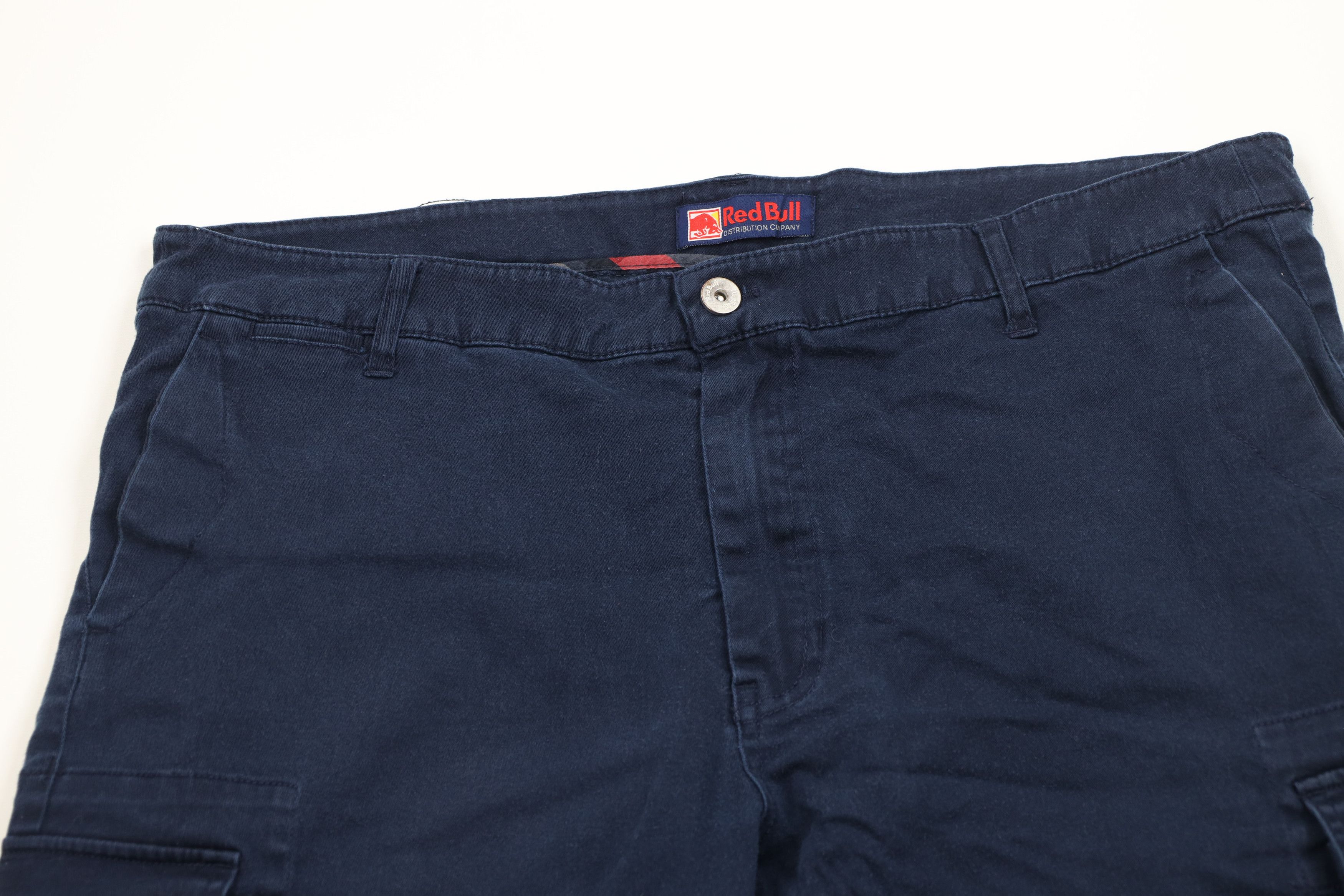 Vintage Vintage Red Bull Racing Spell Cargo Shorts Navy Blue Cotton Size US 38 / EU 54 - 2 Thumbnail