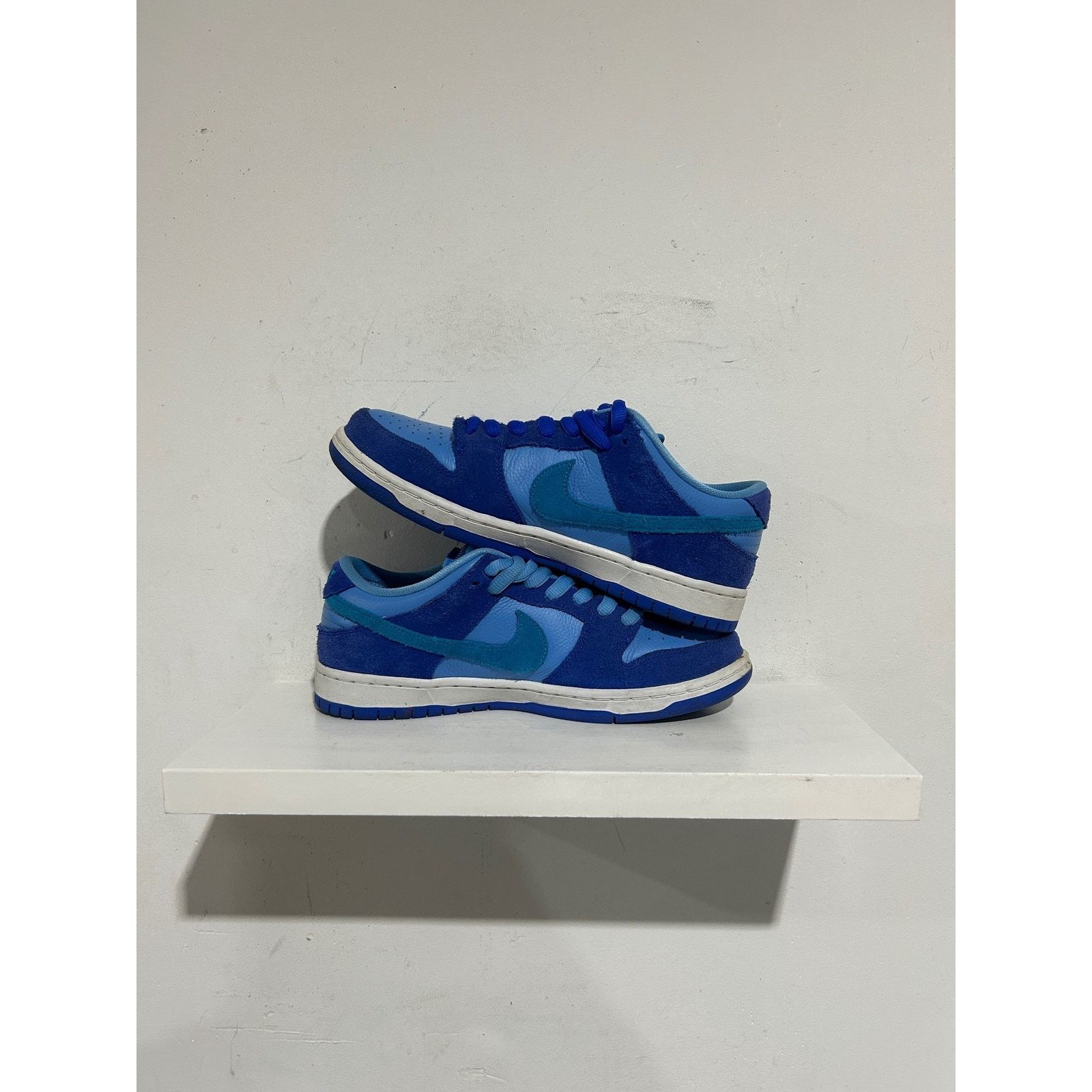 Nike NIKE SB DUNK LOW BLUE RASPBERRY SIZE 8.5 PREOWNED Size US 8.5 / EU 41-42 - 2 Thumbnail