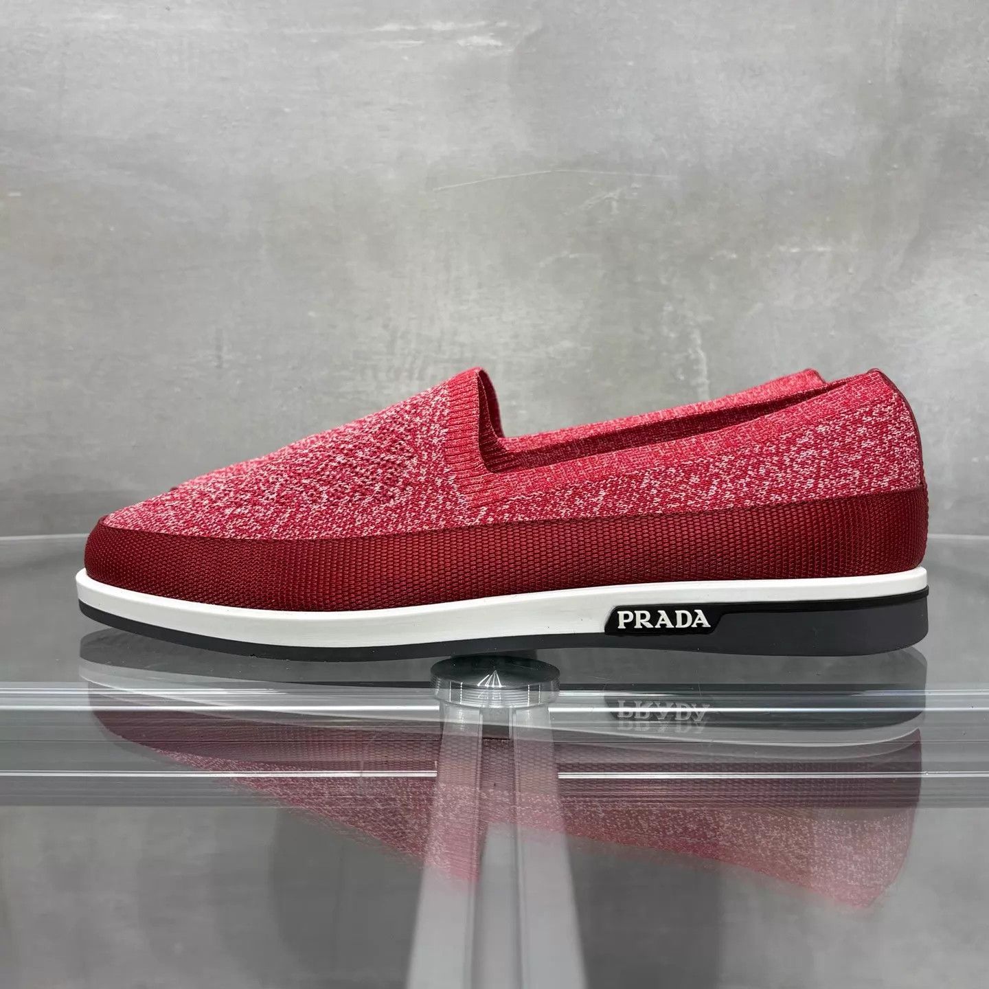 Prada Prada Red Slip-On 39 (New Without Box) Size US 5 / EU 37 - 3 Thumbnail