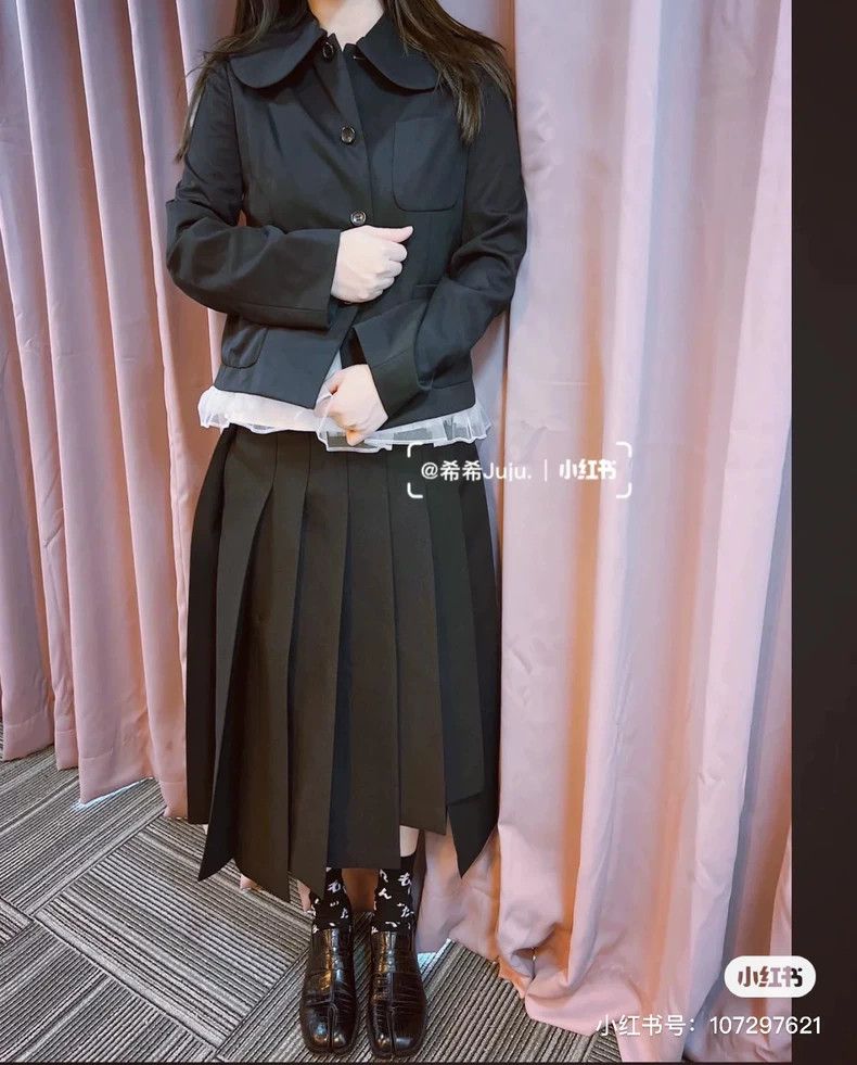 Comme des Garcons Comme Des Garcons Big Collar Blazer Size M / US 6-8 / IT 42-44 - 1 Thumbnail