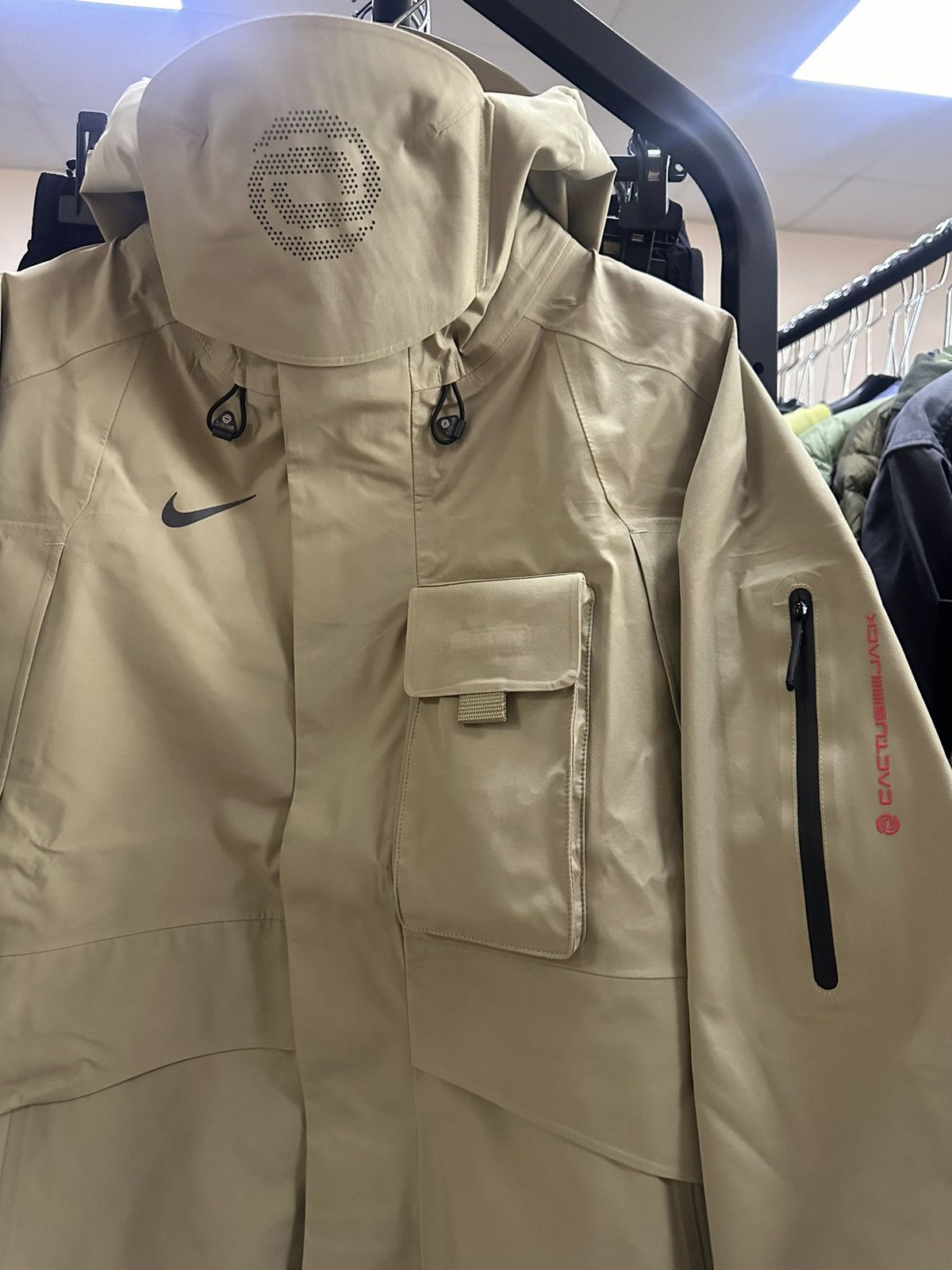 Nike Nike x Travis Scott Cactus Jack jacket Gore Tex drill M,L Size US M / EU 48-50 / 2 - 9 Thumbnail