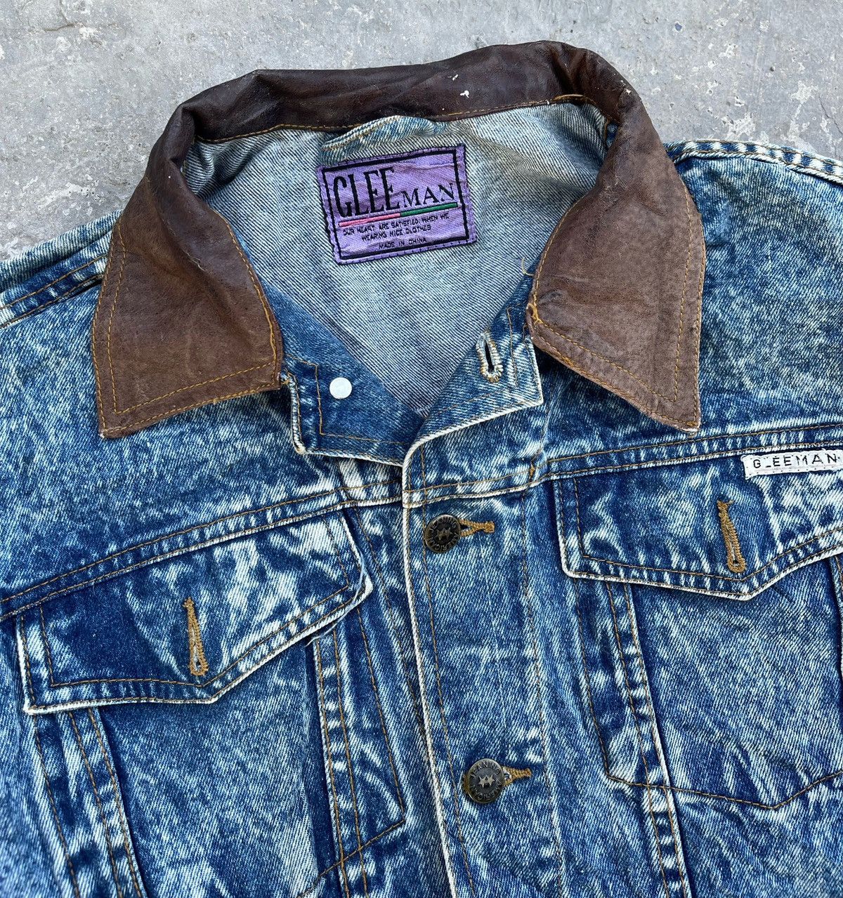 Japanese Brand 🔥Vintage Glee Man Leather Collared Denim Trucker Jacket Size US L / EU 52-54 / 3 - 4 Thumbnail