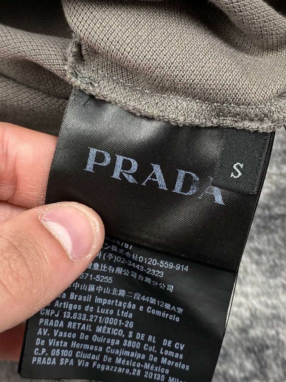 Prada Prada Red Tab Polo Shirt Men Size S Gray Size US S / EU 44-46 / 1 - 9 Thumbnail