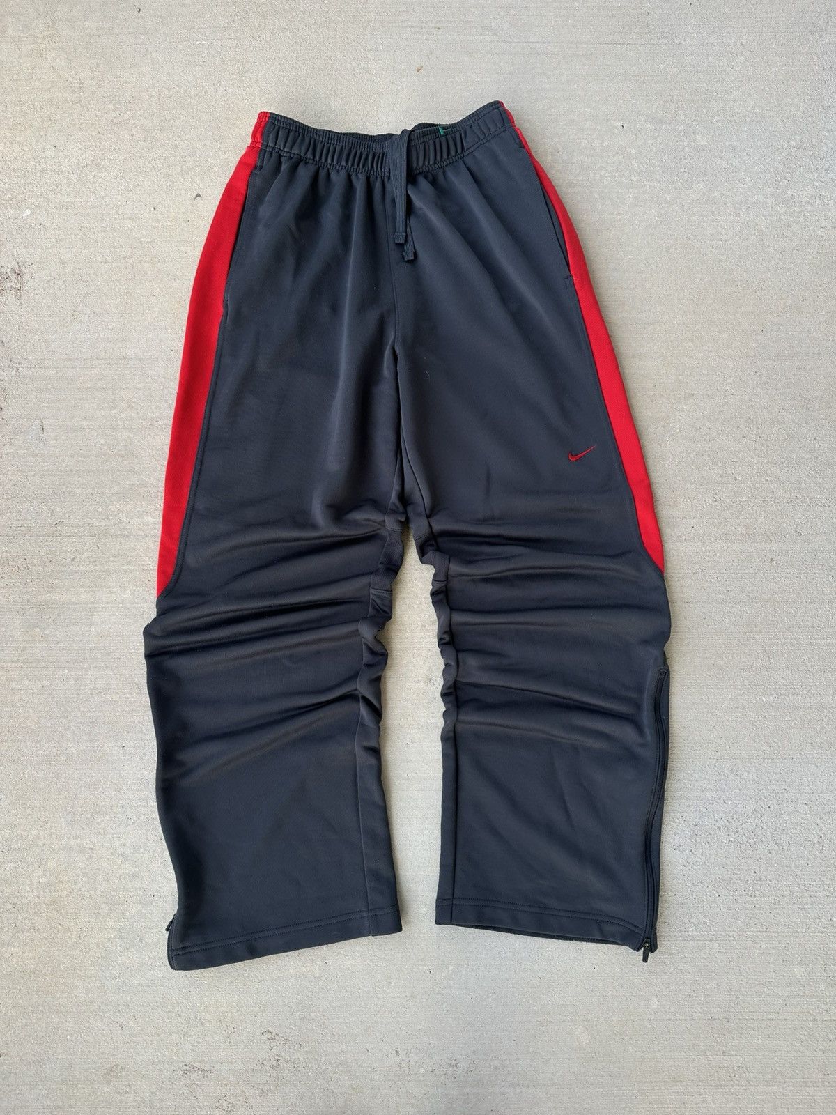 Other Vintage Nike Sweatpants Size US 30 / EU 46 - 1 Thumbnail