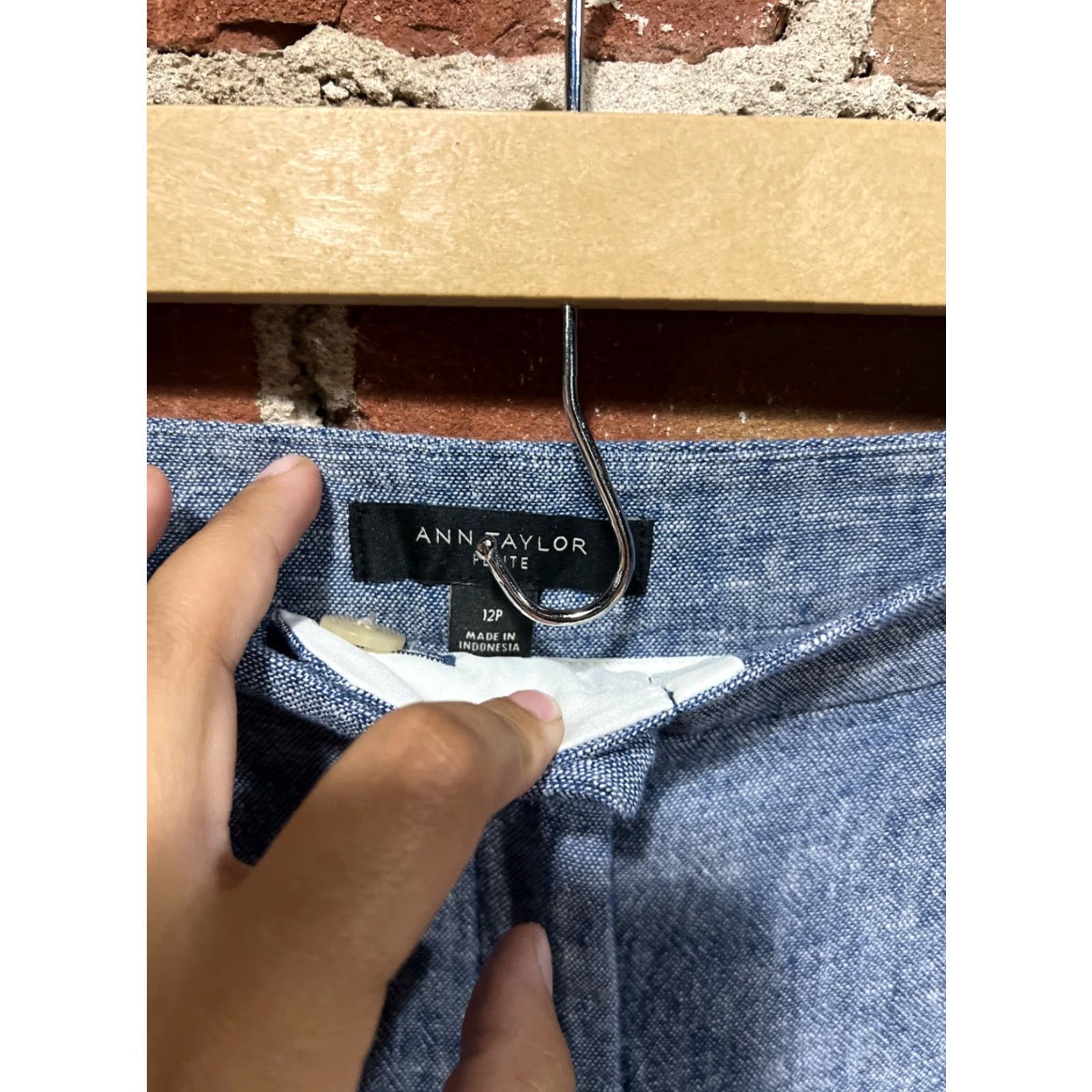 Ann Taylor Ann Taylor Women's Pants Capri Wide-Leg 12P Petite Linen Viscose Blue White Regular 23in Inseam Flat Front High Rise Pockets Size 34" / US 12 / IT 48 - 2 Thumbnail