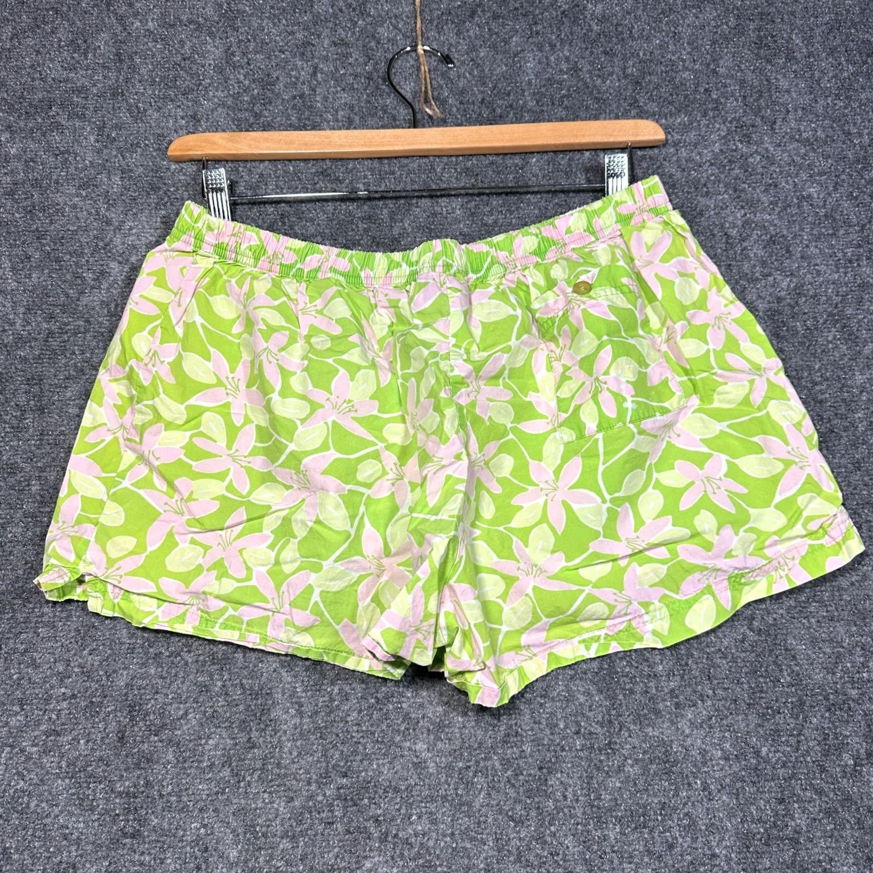 Lilly Pulitzer Lilly Pulitzer Shorts Womens Large Floral Print Green Cotton Chilean Ave Size 36" / US 14 / IT 50 - 6 Thumbnail