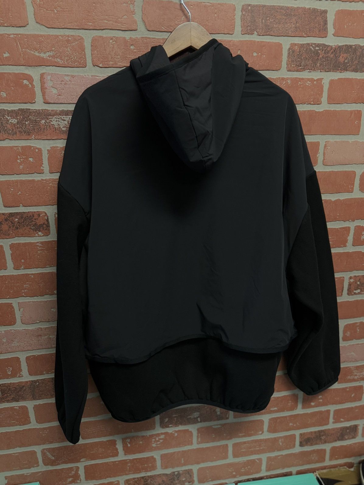 Essentials × Fear of God Essentials Jacket Size Large Brand New $230 Retail Size US L / EU 52-54 / 3 - 7 Thumbnail