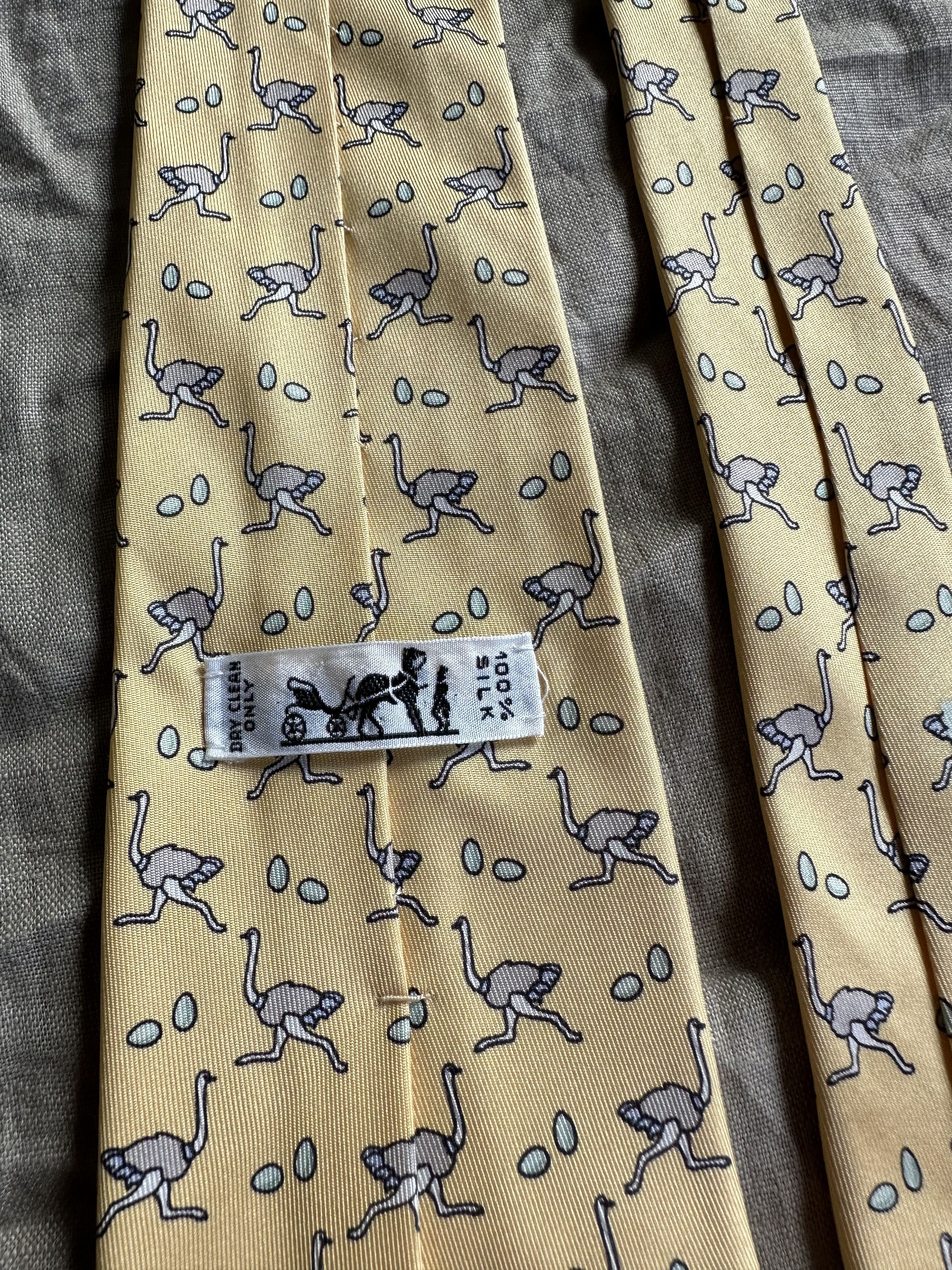 Hermes Hermes Vintage Animal Pattern Strauss Silk Tie 7649AP Size ONE SIZE - 3 Thumbnail