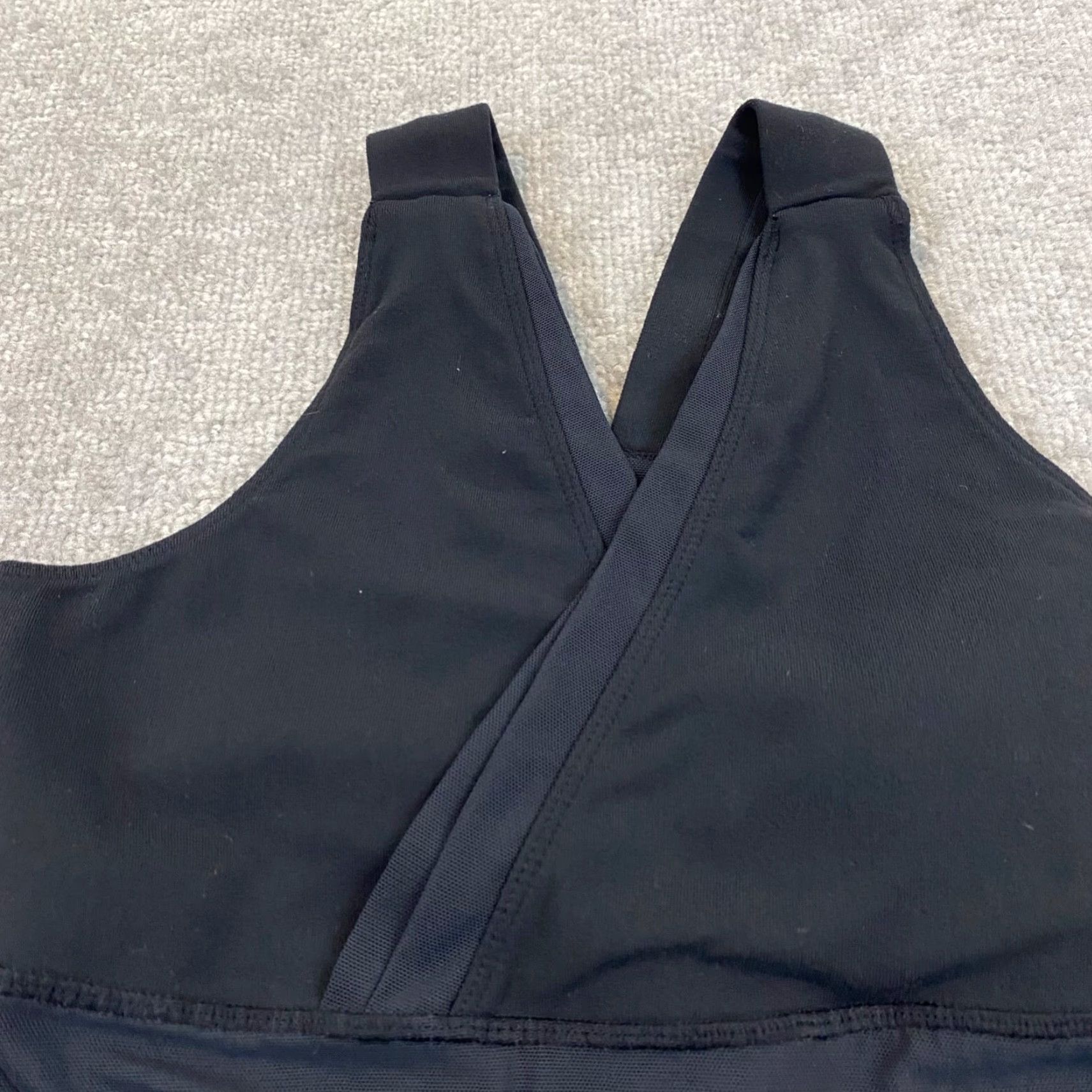 Lululemon Lululemon Built in Bra Workout Tank Top Womens 6 Black Activewear Tank Sleeveless Racerback Moisture Wicking Quick Dry Fitness Shirt Womens Size M / US 6-8 / IT 42-44 - 4 Thumbnail