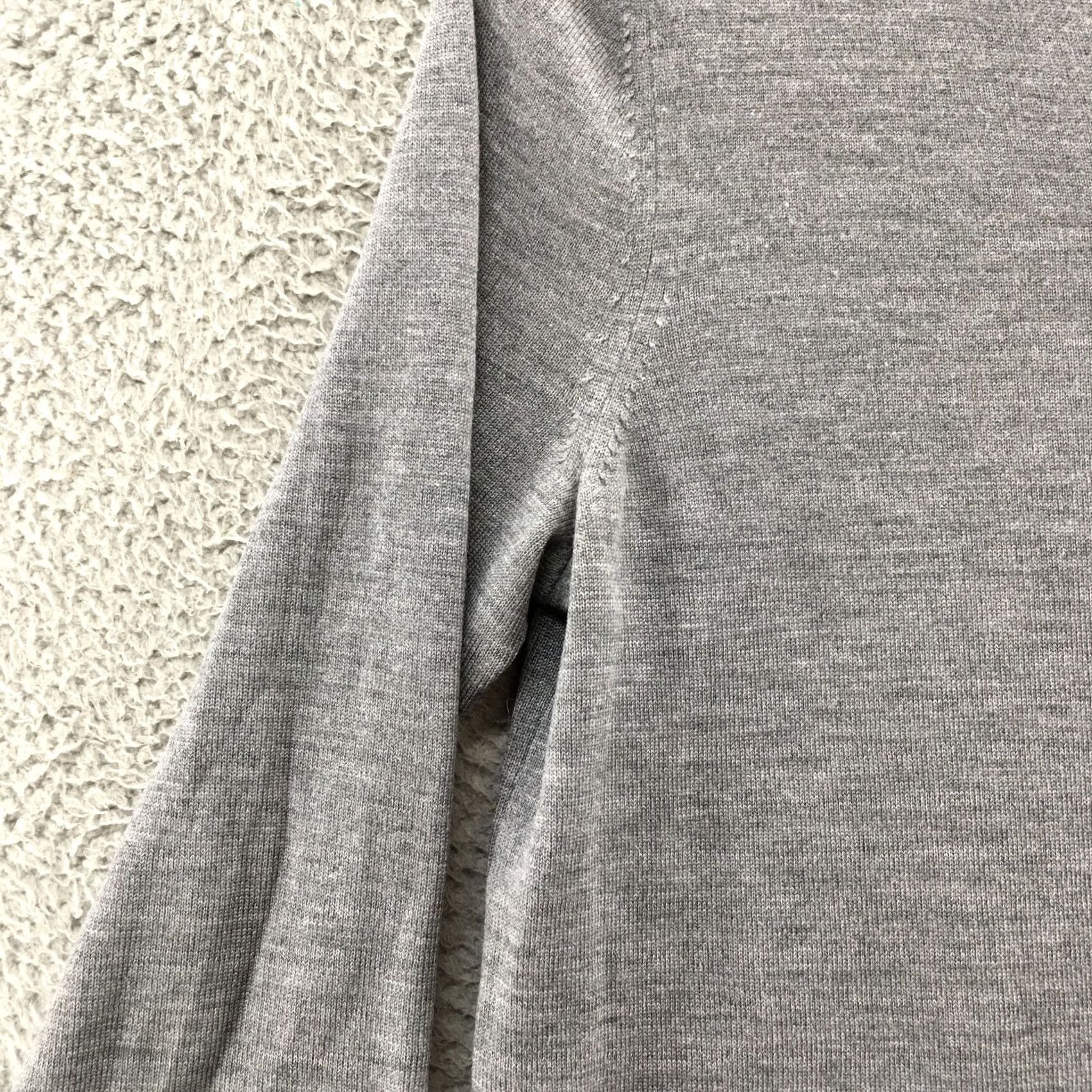 Banana Republic Banana Republic Sweater Mens L Gray Merino Extra Fine Wool Knitted Long Sleeve Size US L / EU 52-54 / 3 - 5 Thumbnail