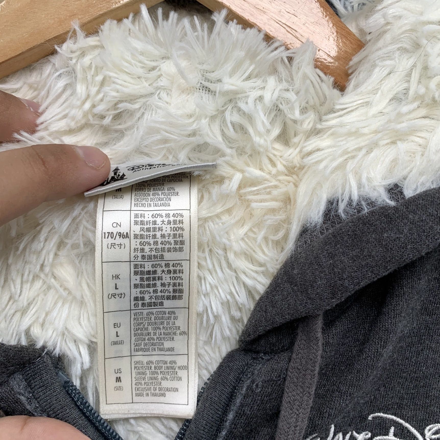Disney Walt Disney World Gray Hoodie Zip Sweatshirt Womens Large Sherpa Lined Heavy Hoodie Size L / US 10 / IT 46 - 5 Thumbnail