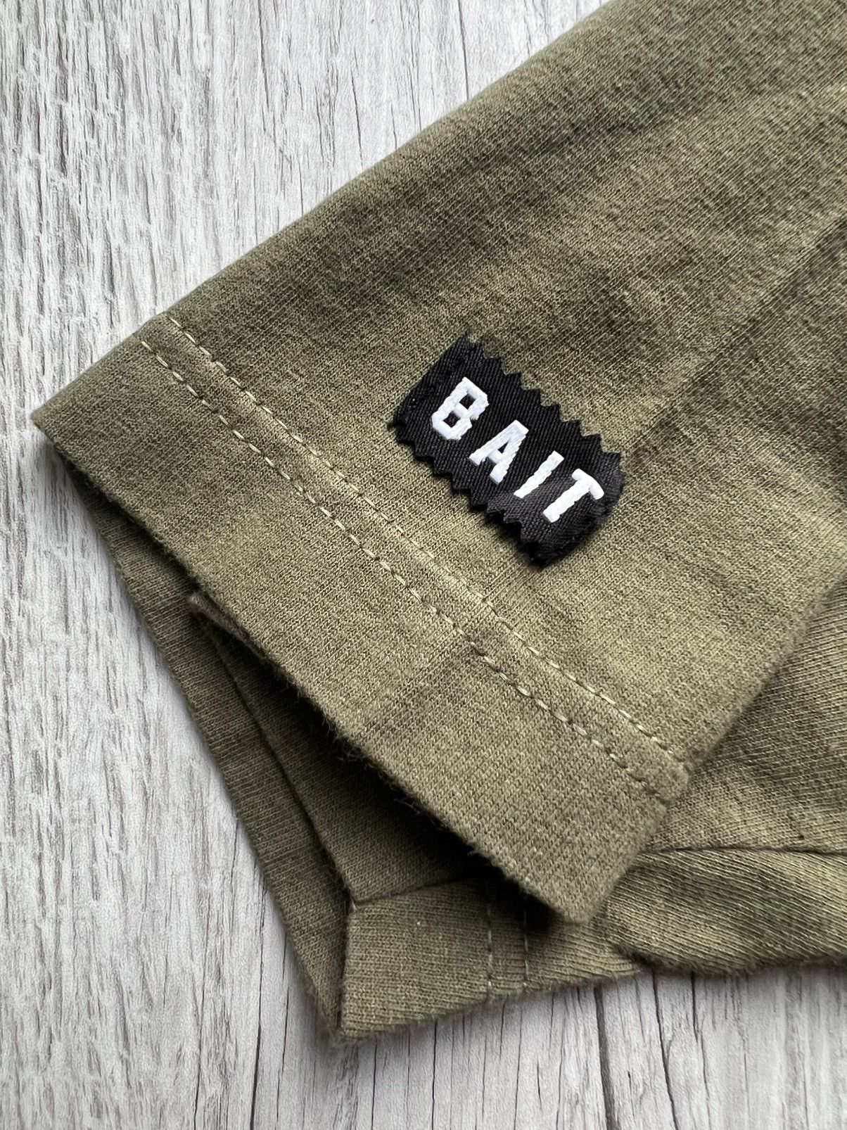 Bait Bait Olive Green Logo Tee Size US L / EU 52-54 / 3 - 5 Thumbnail