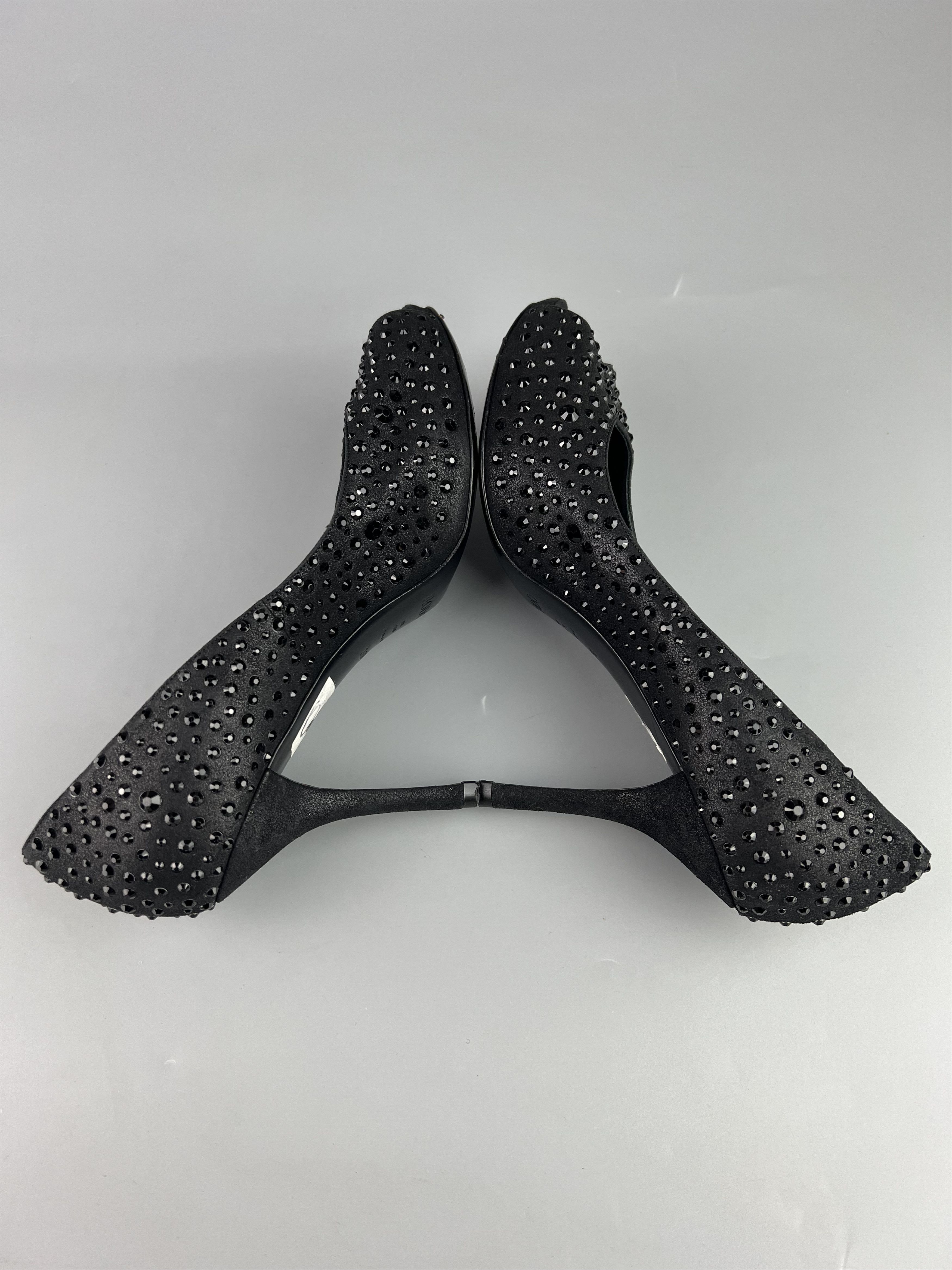 Other Rodo Black Crystals Rhinestones Pumps Shoes Size 39.5 Size US 8.5 / IT 38.5 - 7 Thumbnail