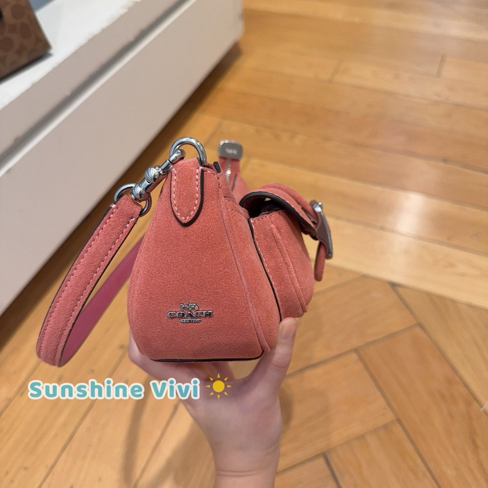 Coach NWT Coach Ashton Mini Shoulder Bag pink Leather CDB12 Size ONE SIZE - 3 Thumbnail