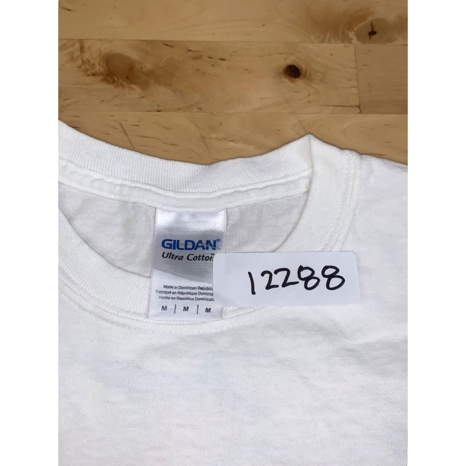 Gildan VTG Roadrunner Shirt Mens M White Cotton Gildan T-Shirt Slim Fit? Regular no. Size US M / EU 48-50 / 2 - 2 Thumbnail