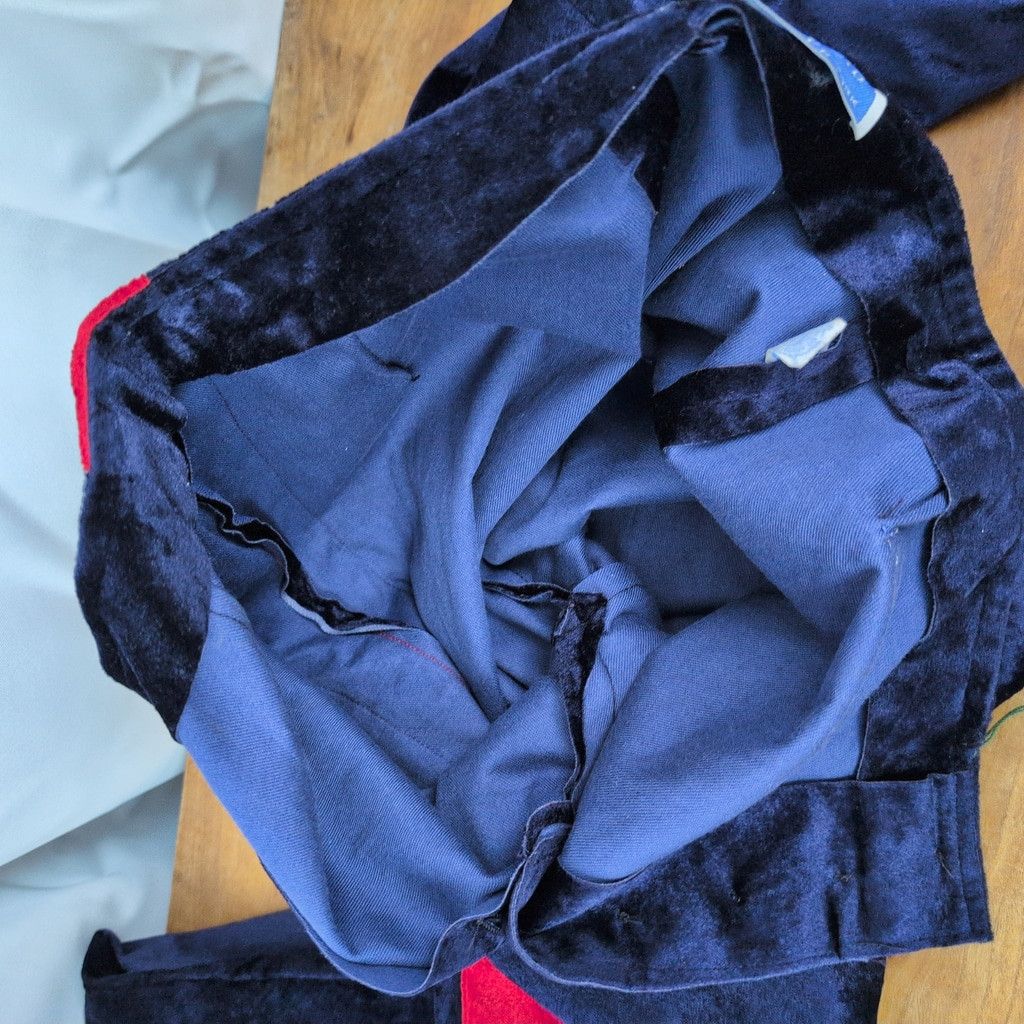 Vintage Vintage Bevero Red Arrow on Navy Velvet Flared Pants. Size 28" / US 6 / IT 42 - 5 Thumbnail