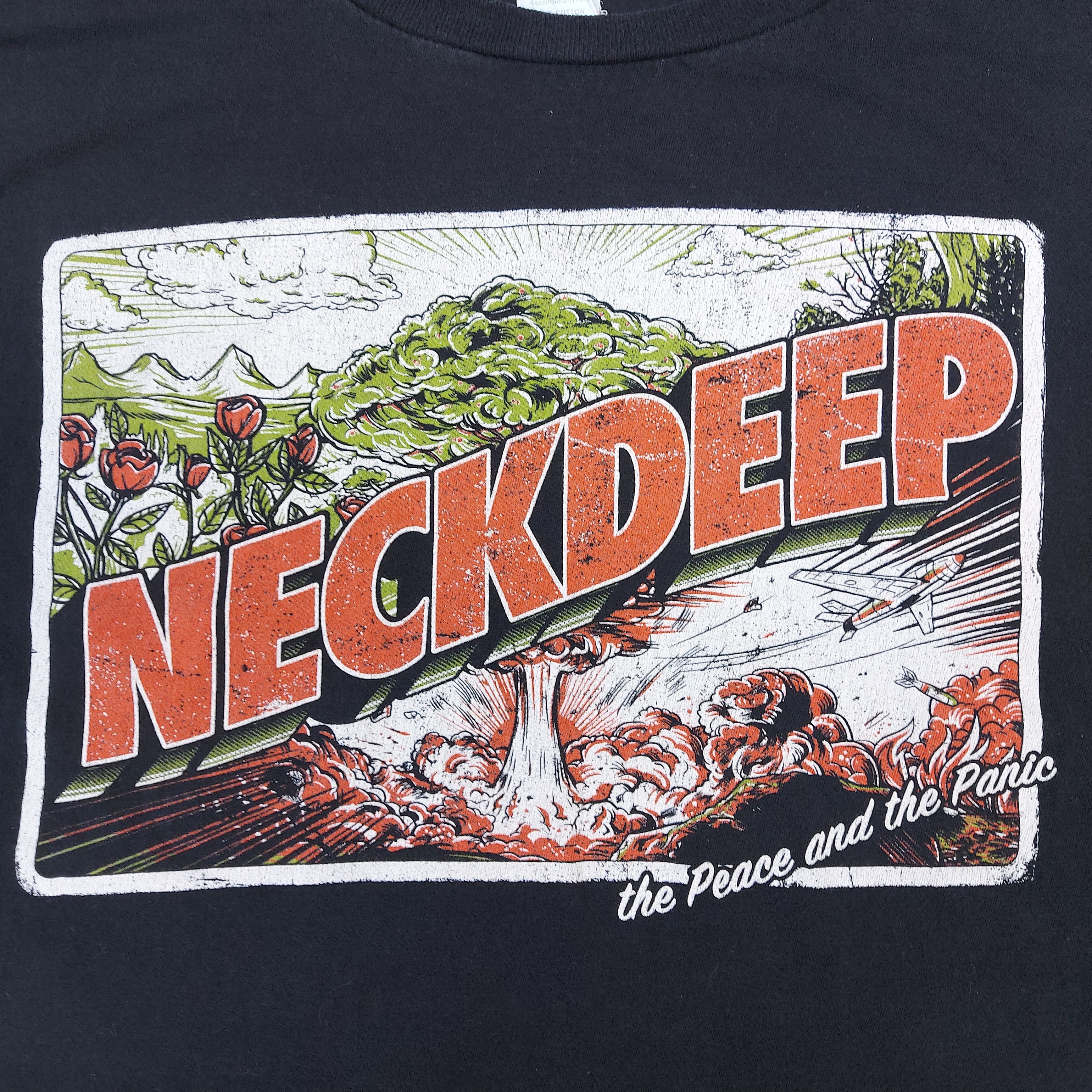 Band Tees Official Neck Deep Band The Peace and the Panic Album TEE Size US L / EU 52-54 / 3 - 2 Thumbnail