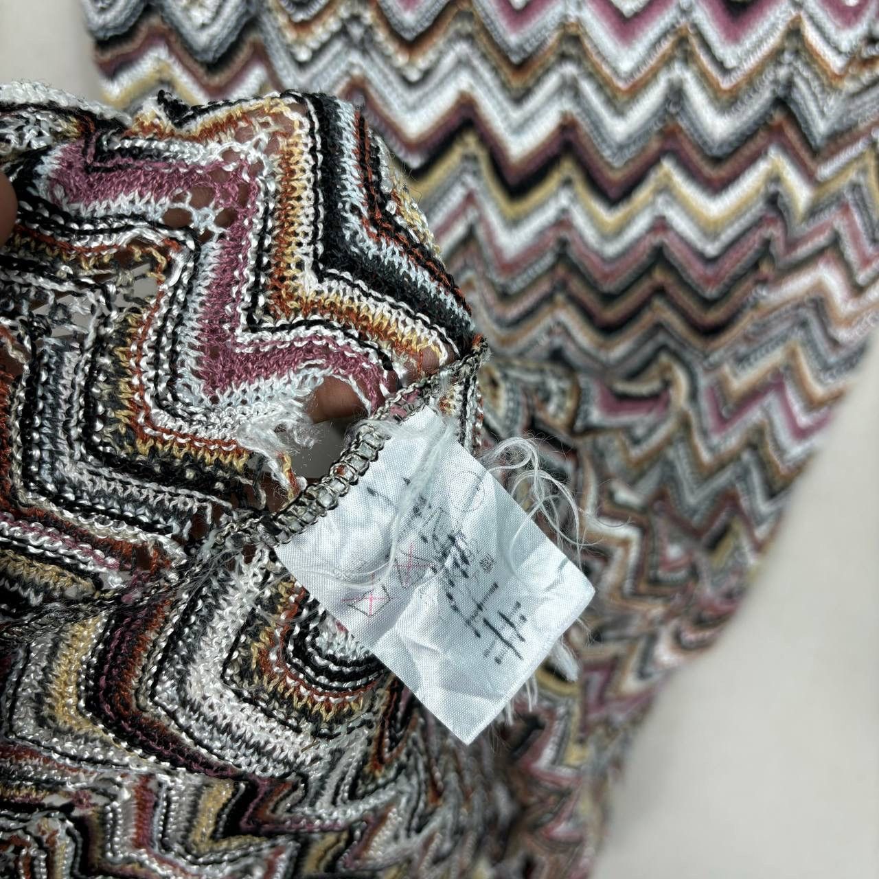 Missoni Vintage Missoni Zig Zag Crochet Knit Top Chevron Pattern Size S / US 4 / IT 40 - 5 Thumbnail
