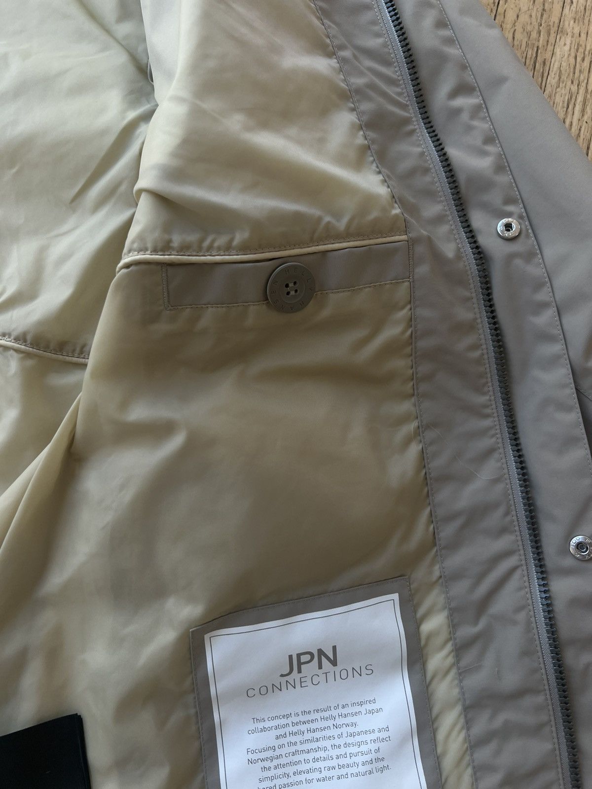 Helly Hansen Helly Hansen Tech JPN Kobe Field Jacket Aluminum (Tan) Size US L / EU 52-54 / 3 - 7 Thumbnail
