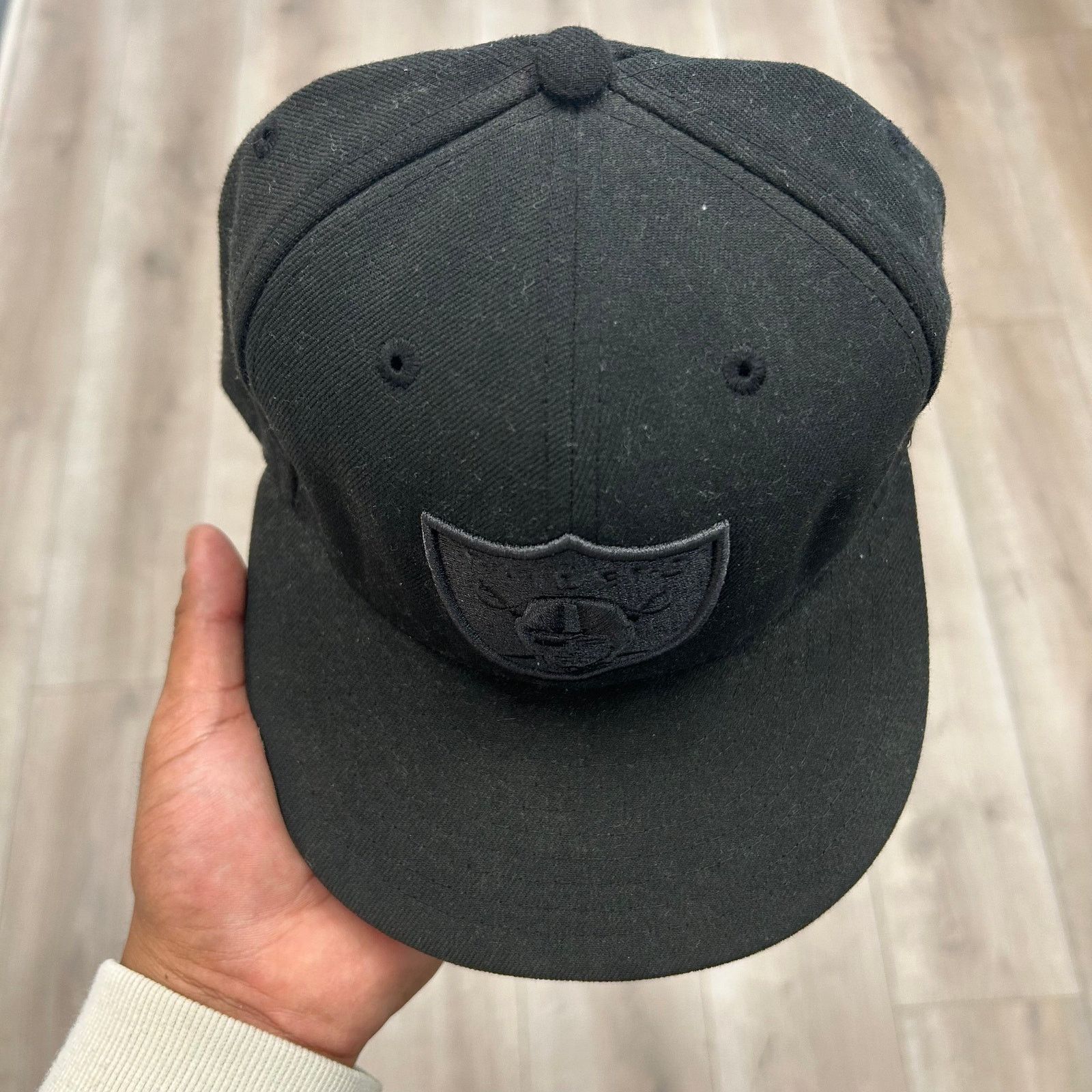New Era Oakland Raiders New Era NFL Black Fitted Hat Cap size 7 1/4 Size ONE SIZE - 3 Thumbnail