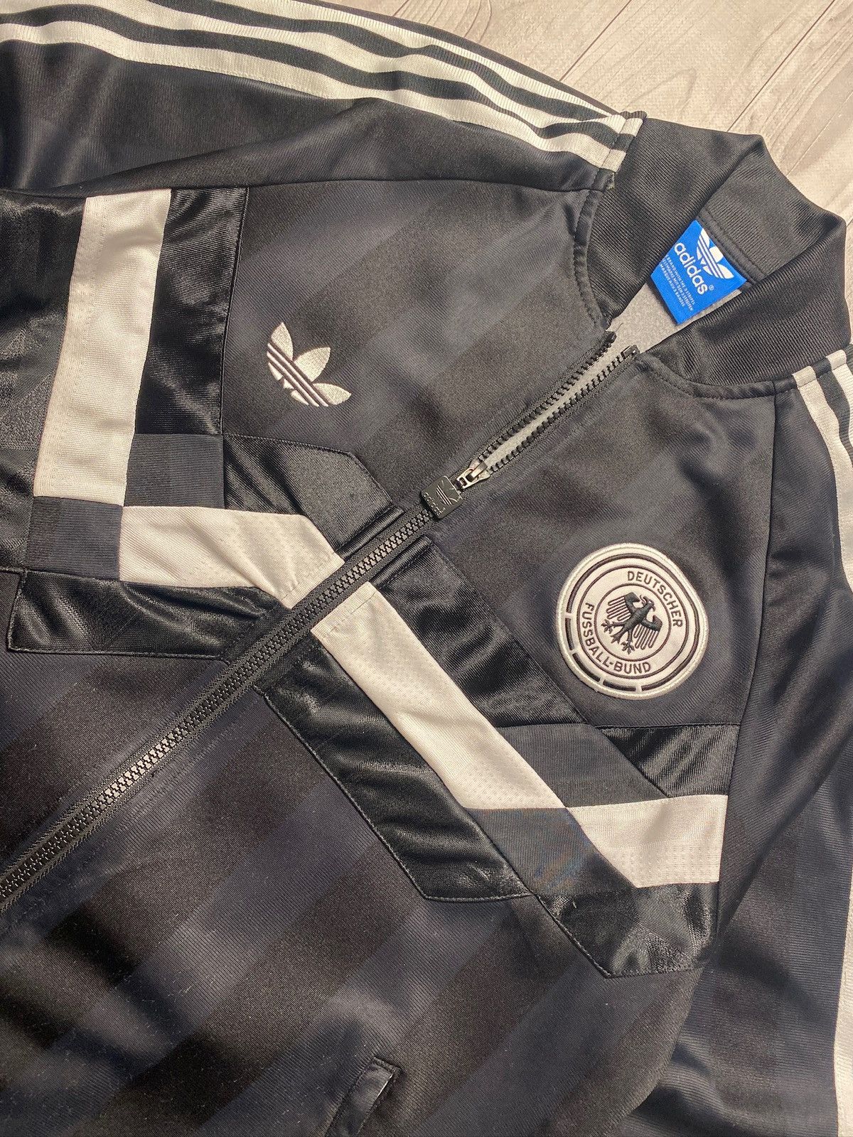 Adidas Vintage Adidas zip sweatshirt deutscher fussball bund German Size US M / EU 48-50 / 2 - 2 Thumbnail