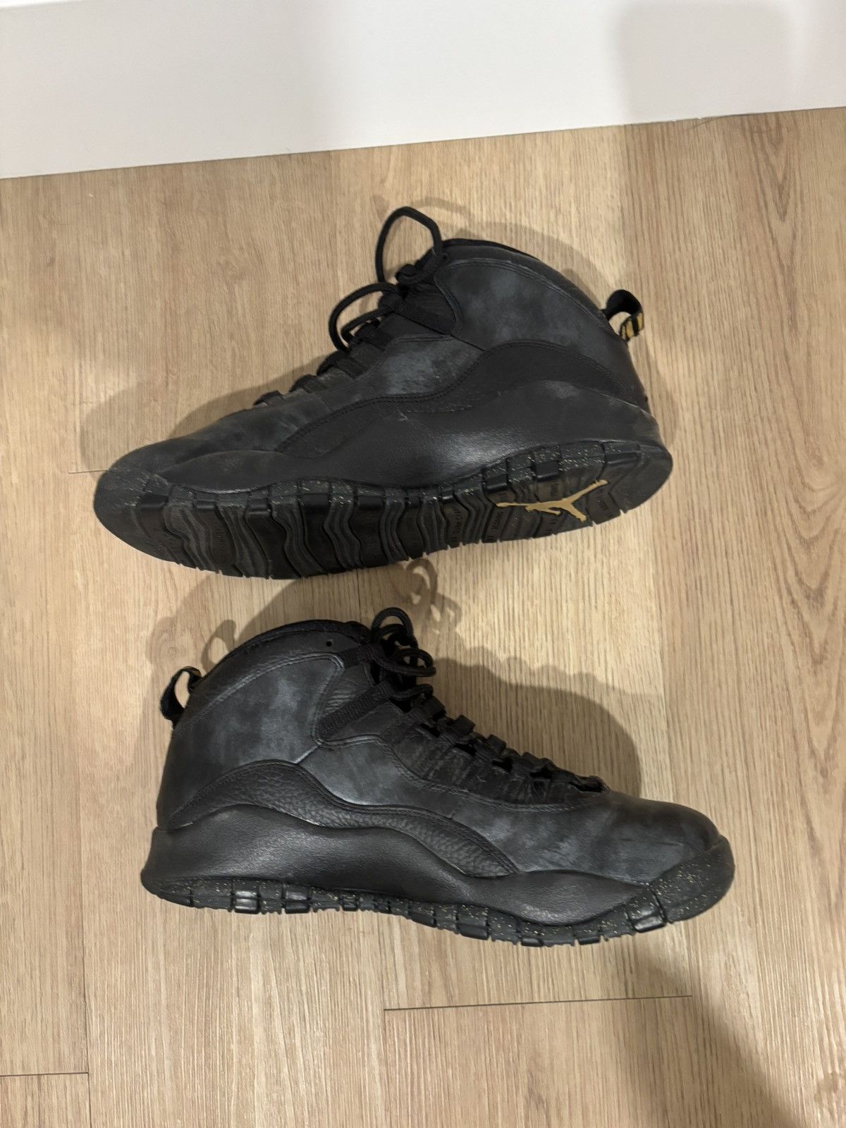 Jordan Brand Jordan 10 City Edition NYC Size US 10.5 / EU 43-44 - 2 Thumbnail