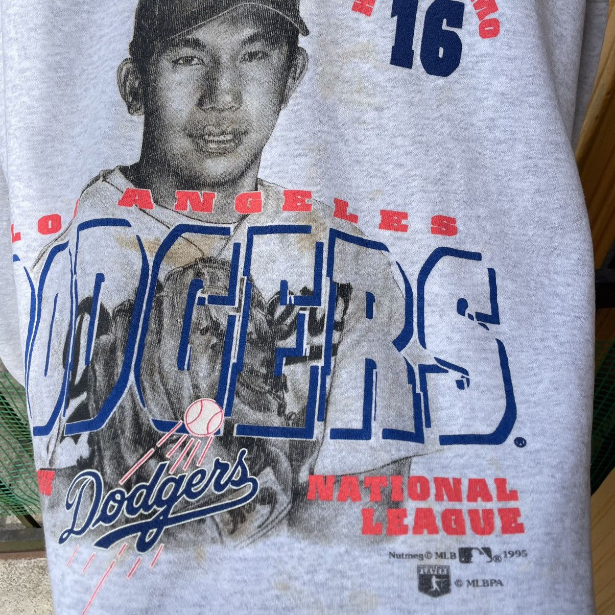 Nutmeg 🔥Vintage 1995 LA Dodgers Hideo Nomo Baseball Sweatshirts Size US XL / EU 56 / 4 - 4 Thumbnail