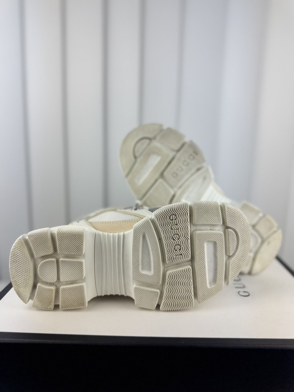 Gucci Gucci Flashtrek Sneakers White Size US 6 / IT 36 - 7 Thumbnail