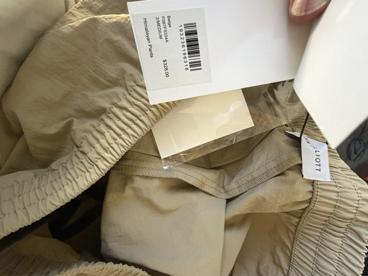 John Elliott Brand new John Elliot nylon pant Size US 32 / EU 48 - 3 Thumbnail